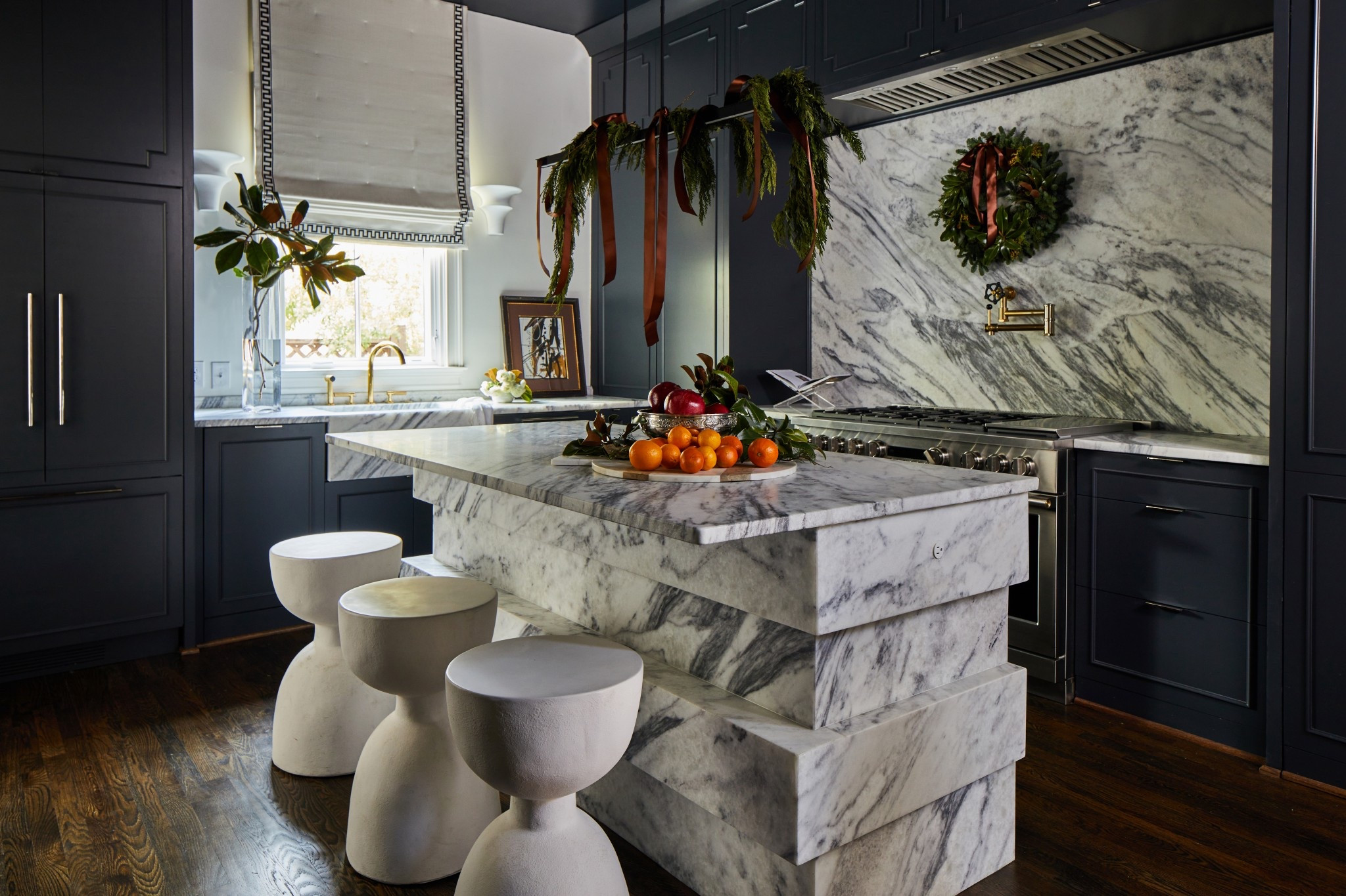 Holiday kitchen 

#LTKHome