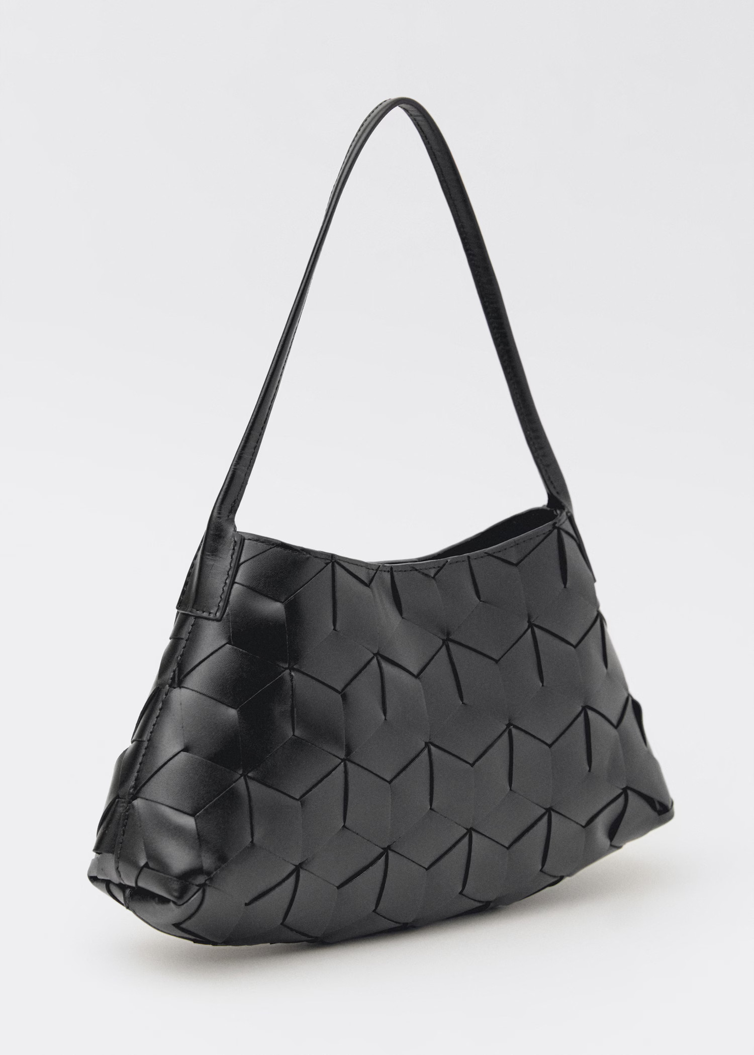 Braided leather shoulder bag - Women | MANGO United Kingdom | MANGO (UK)