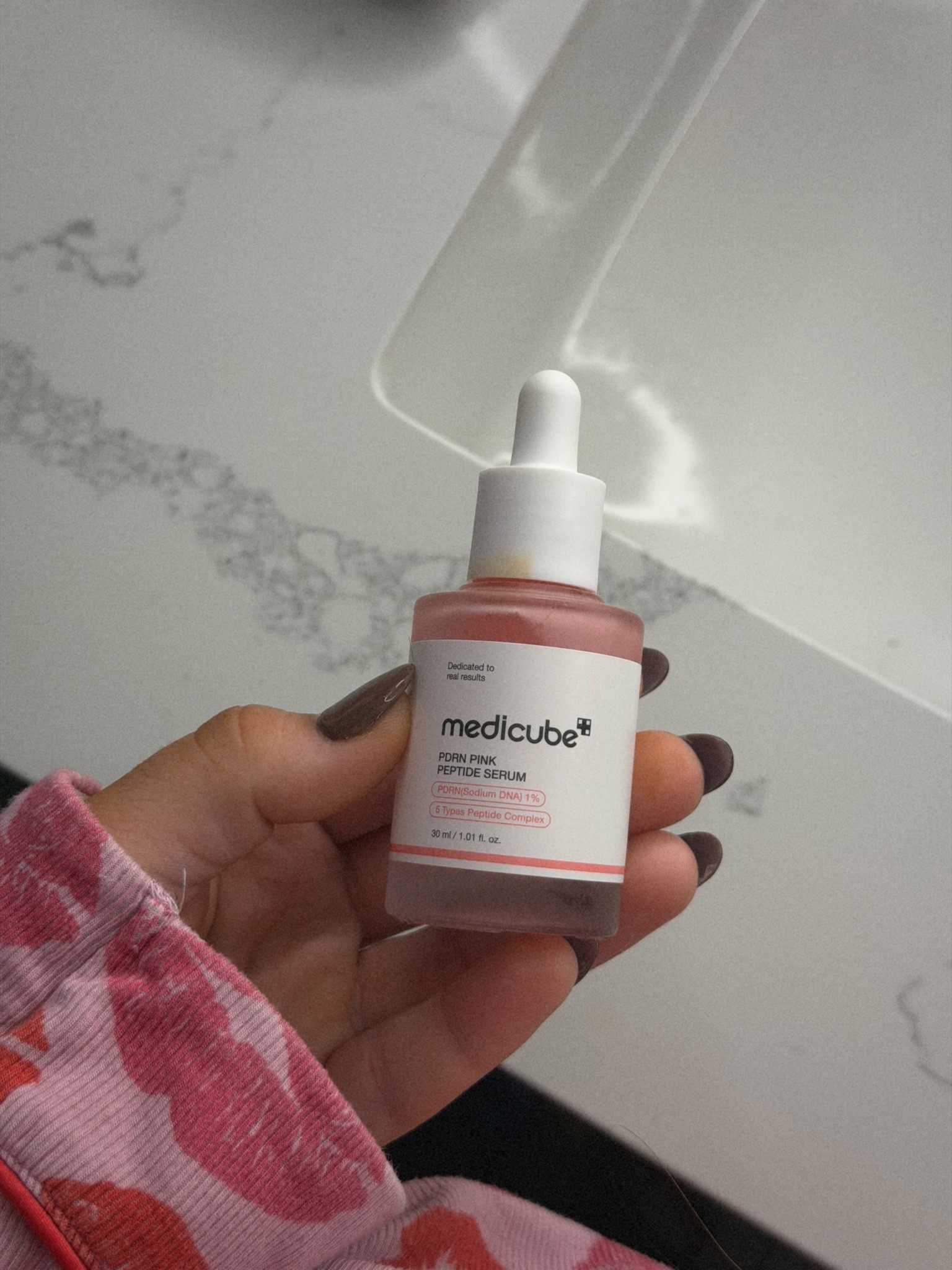 I stopped using serums all together and my skin cleared up - this is the first one I’ve reintroduced and skin looks sk plum and hydrated, I’m loving it!

@medicube skincare