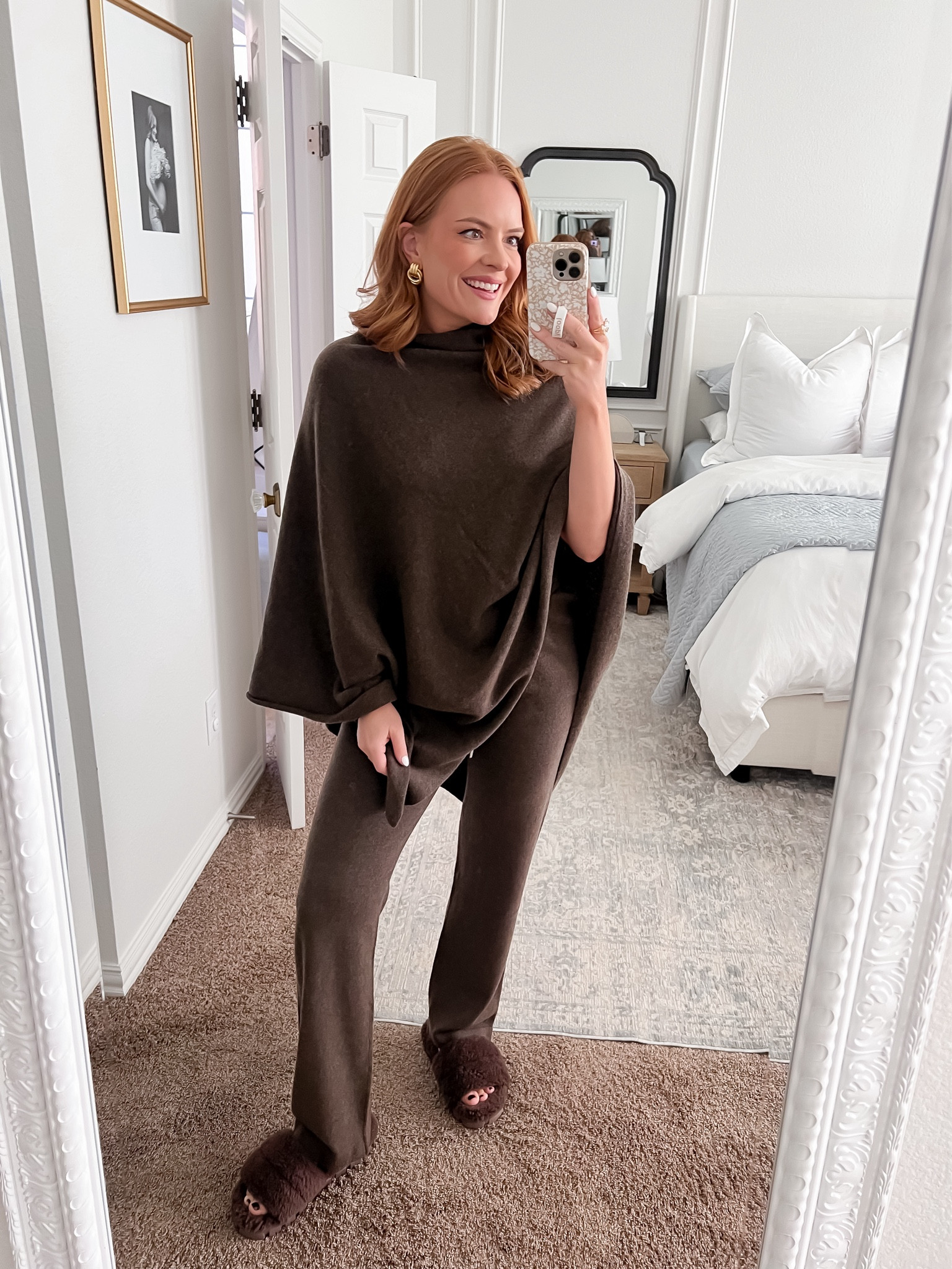 This might be THE most comfortable outfit ever ‼️ I am in love with this cashmere set from
Quince. 🥰 I never want to take it off! 

#LTKGiftGuide #LTKSeasonal #LTKStyleTip