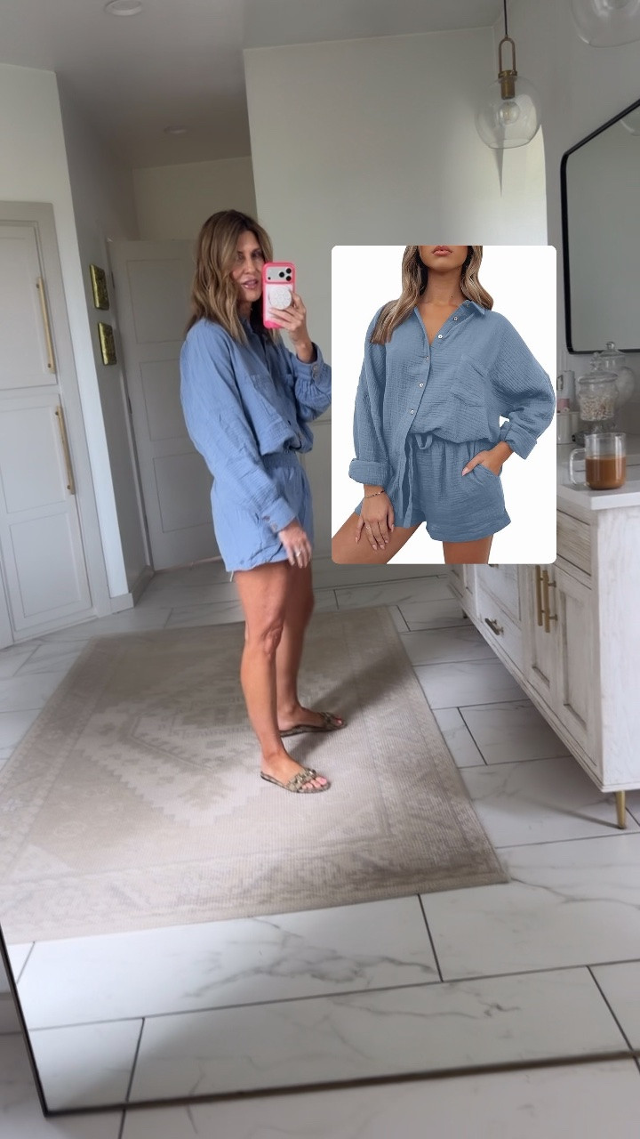 Wearing a size medium

#LTKOver40
