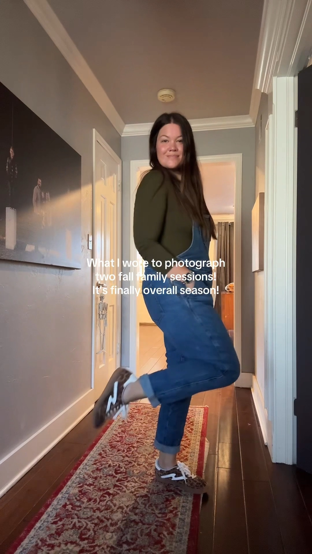 What I wore to photograph two fall family sessions 🍂
Comfy, cute, and totally practical — it’s finally overall season again!
Linked my outfit + fave fall photo day sneakers on LTK 💕
#LTKfallfashion #falloutfit #photographerstyle

#LTKFindsUnder50 #LTKOver40 #LTKSeasonal