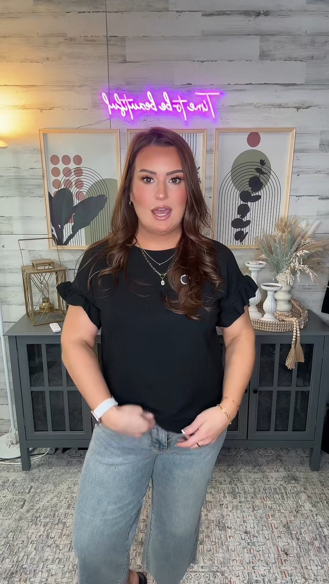 Ruffle sleeve top! 

#LTKMostLoved #LTKMidsize #LTKStyleTip