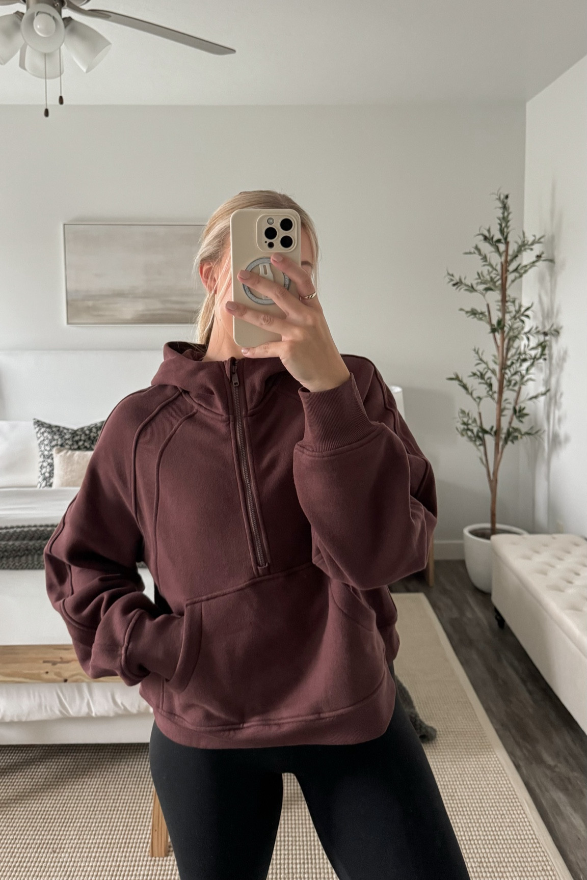 Lululemon look for less! Wearing a medium but probably would do a small next time

#LTKFindsUnder50 #LTKFindsUnder100 #LTKFitness