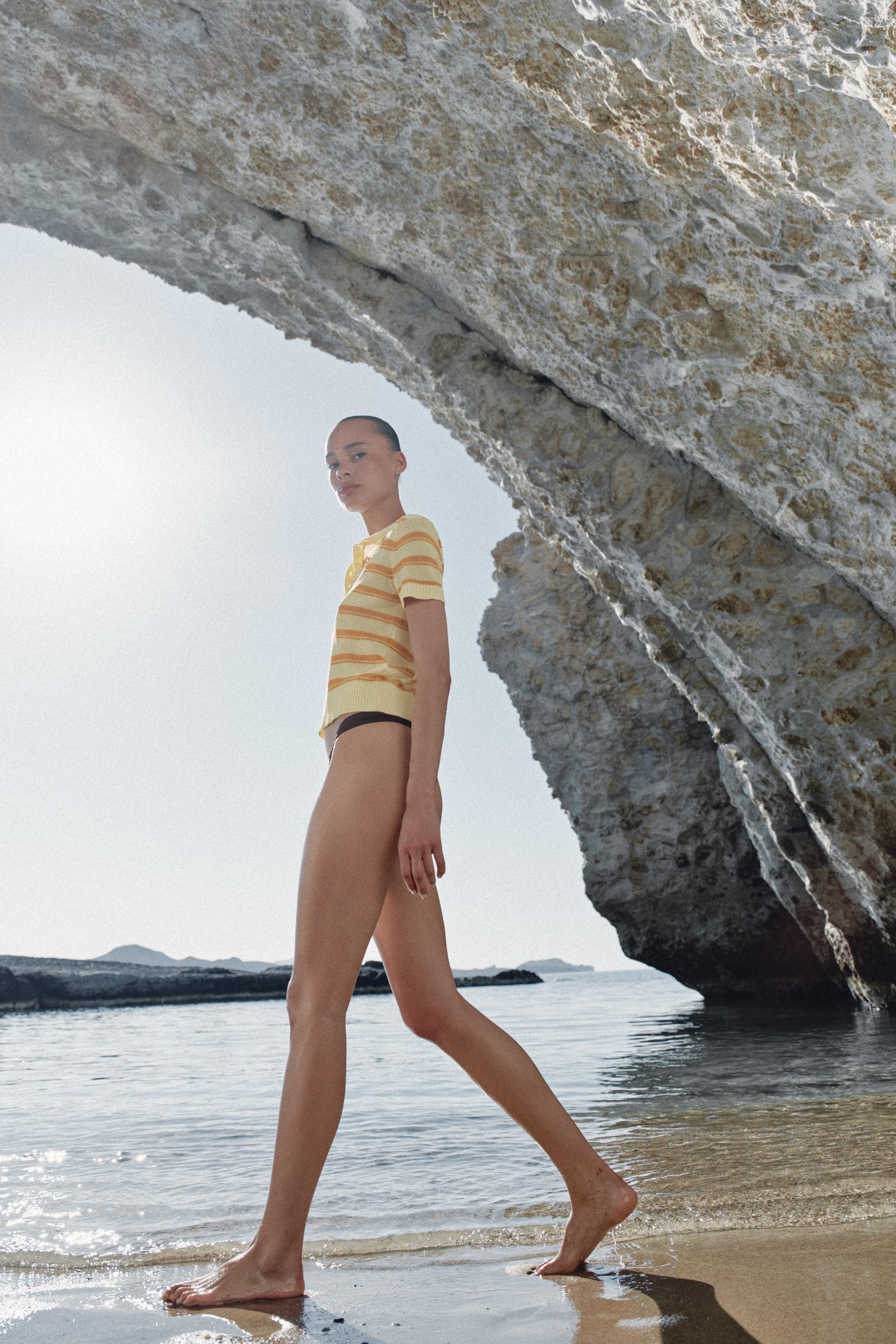 STRIPED SHORT SLEEVE KNIT POLO | Zara Canada