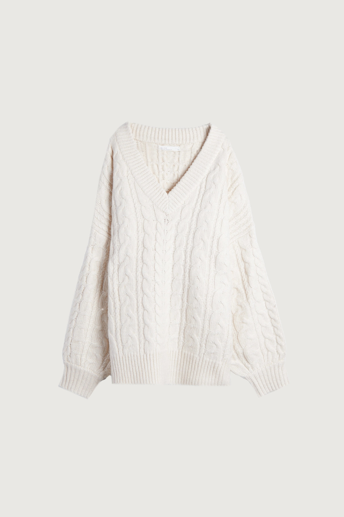 CABLE KNIT V-NECK SWEATER | OAK + FORT