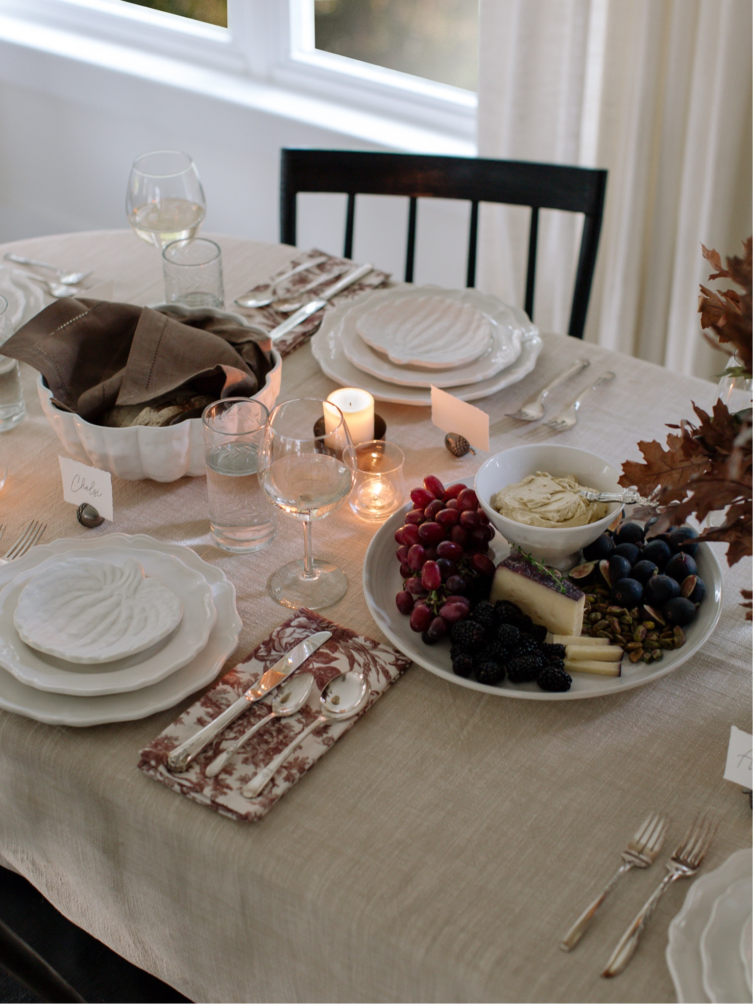 Thanksgiving Table with classic seasonal pieces like Pumpkin App Plates, Pumpkin Serving Bowl, Acorn Name Card Holders and Floral Linens 

#LTKHome #LTKHoliday #LTKSeasonal