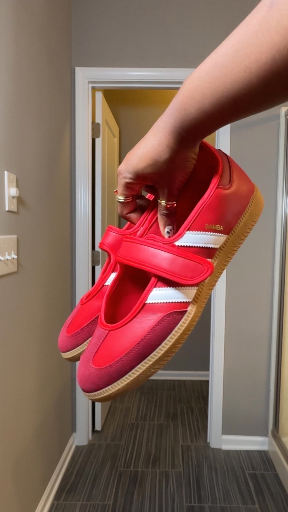 Red Adidas Samba Jane. Fits tts  