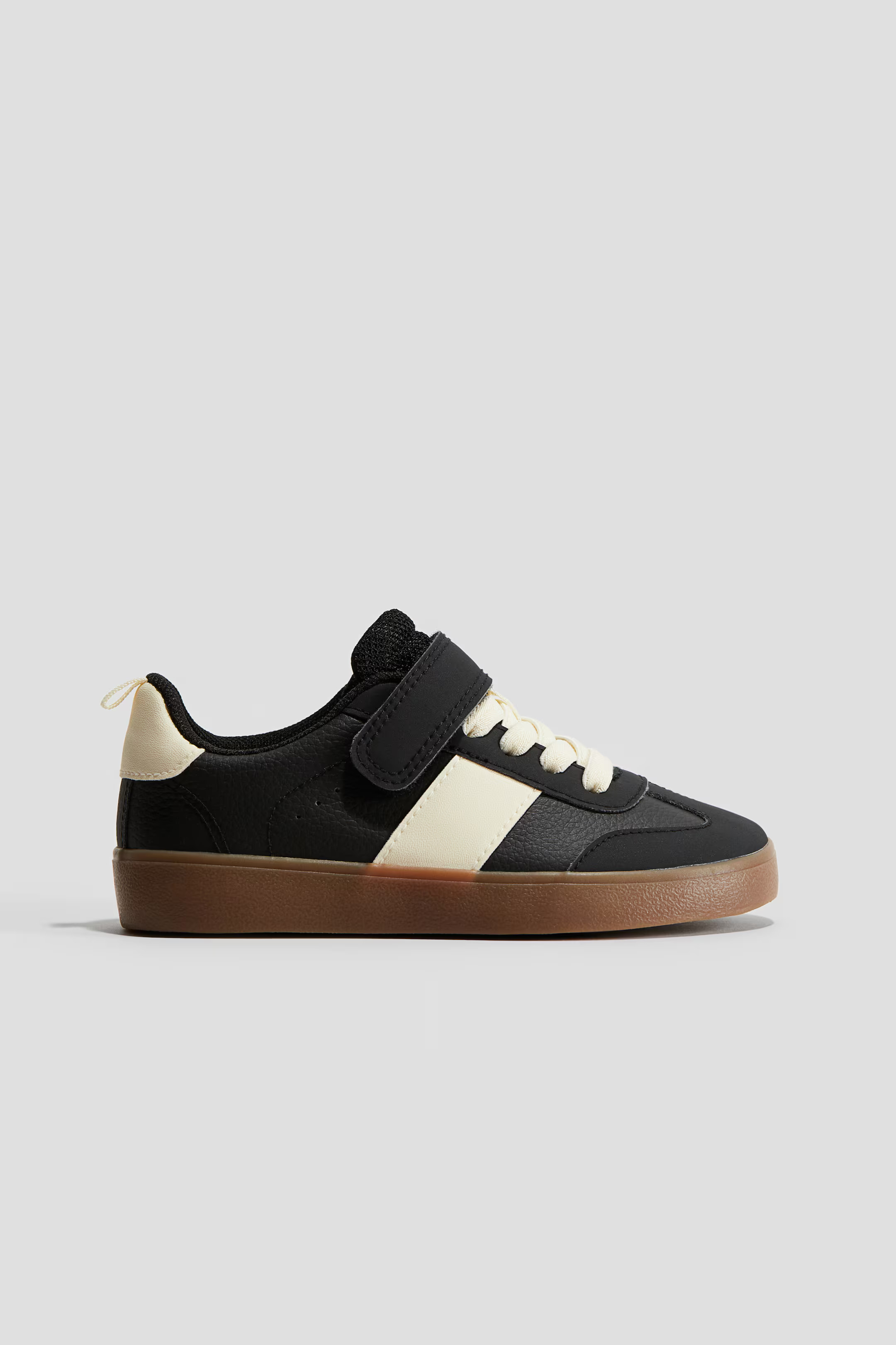 Sneakers | H&M (US + CA)