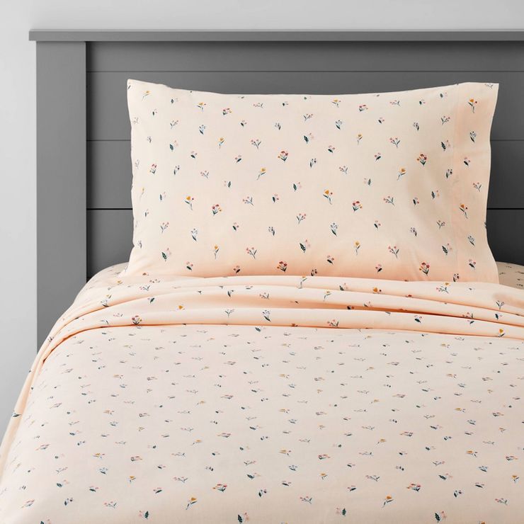 Garden Bouquet Cotton Sheet Set - Pillowfort™ | Target