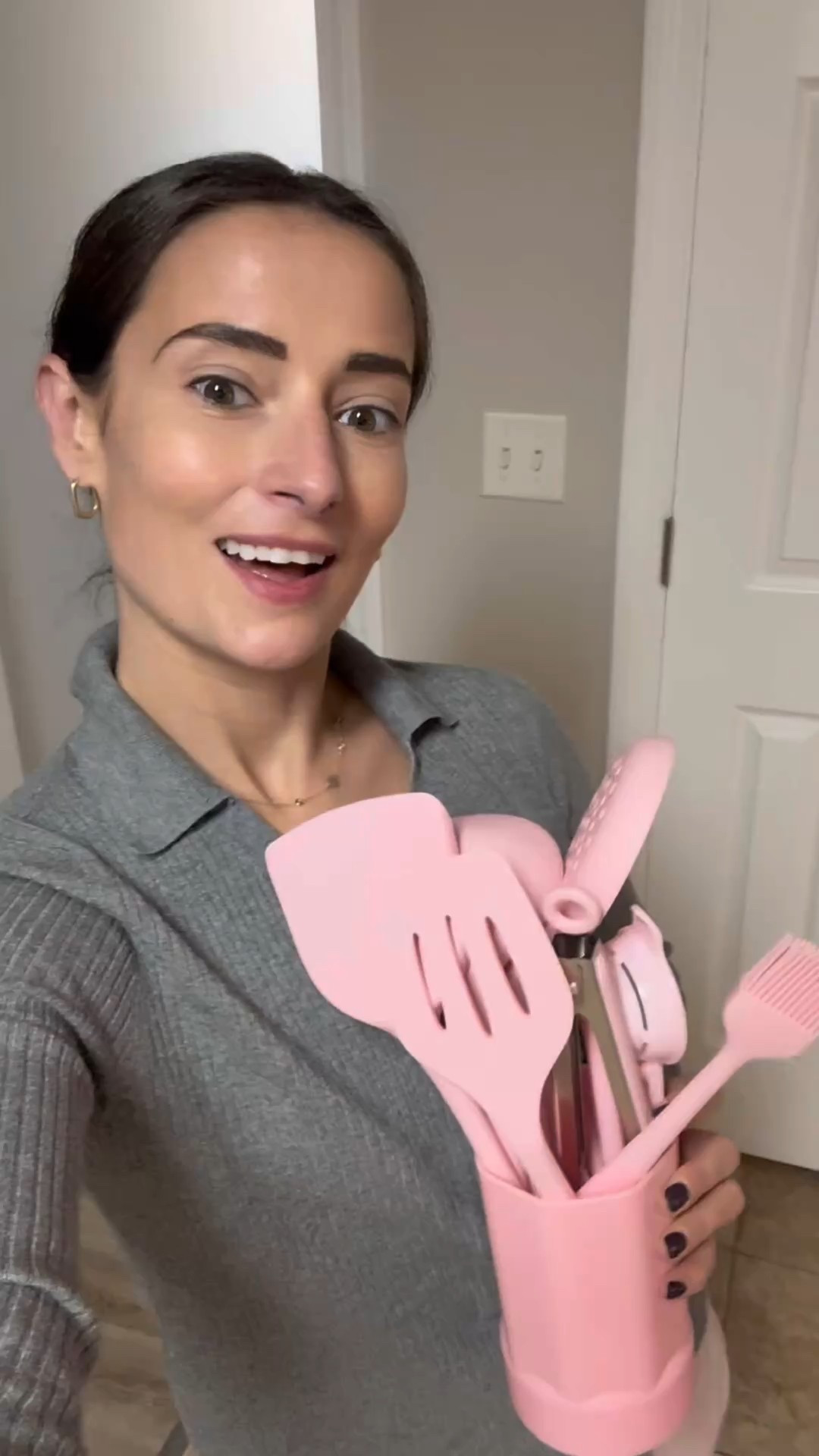 Amazon kitchen finds that make you want to cook more 🍳✨ Exact pink set linked.

#LTKGiftGuide #LTKCyberWeek #LTKfoodie