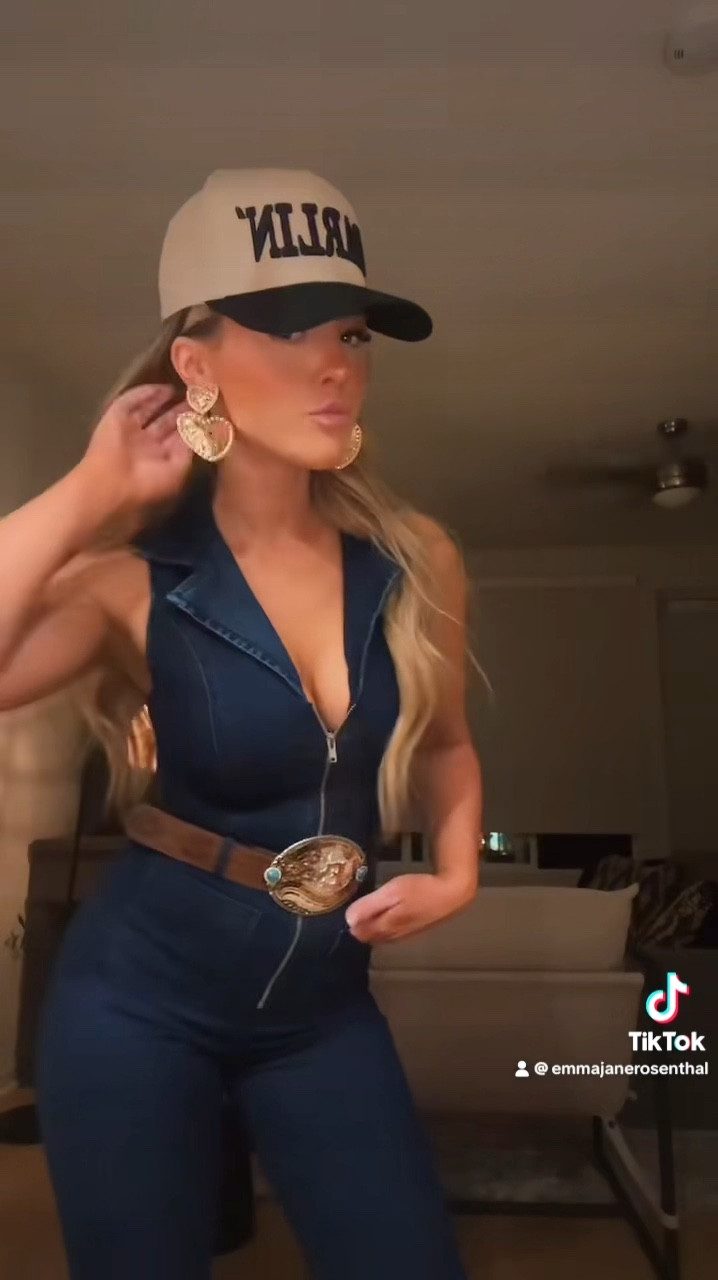 This DARLIN hat is everything 

#LTKStyleTip #LTKSeasonal #LTKFindsUnder50