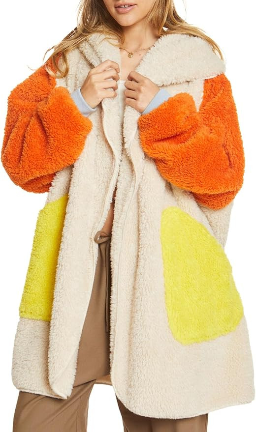 UnHide Shleepy Faux Fur Robe - Lightweight, Extra Soft, & Warm Wearable Blanket - Made From Soft ... | Amazon (US)