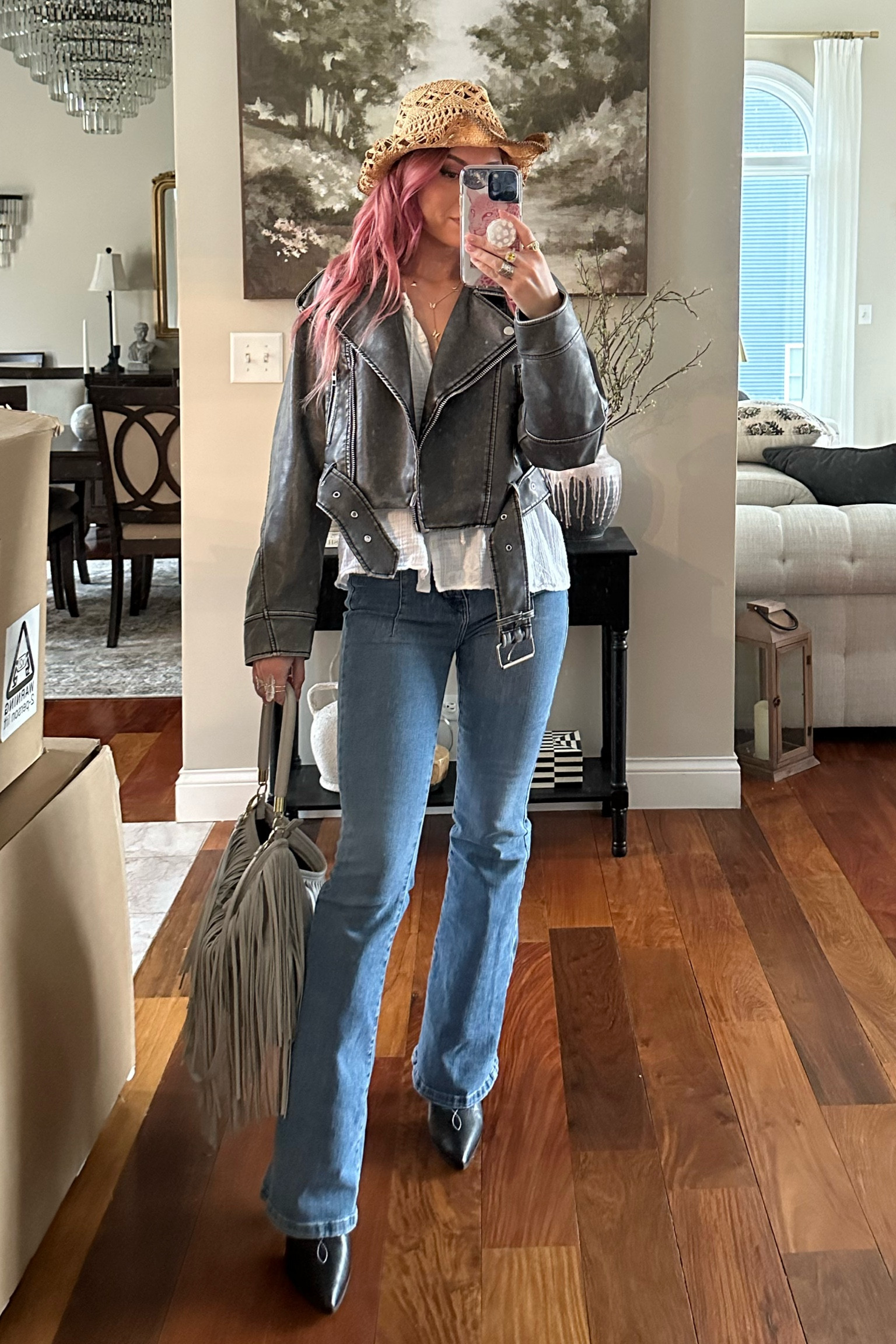 I got the jacket in a size medium ✨