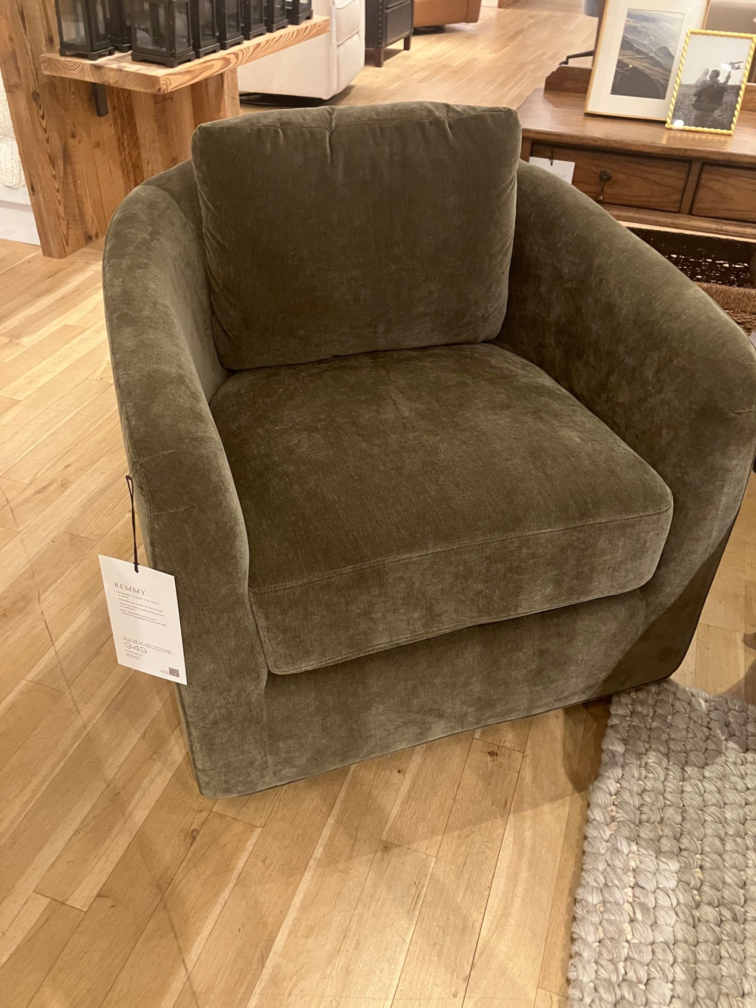 Living room sofa chairs

#LTKFamily #LTKHome #LTKStyleTip