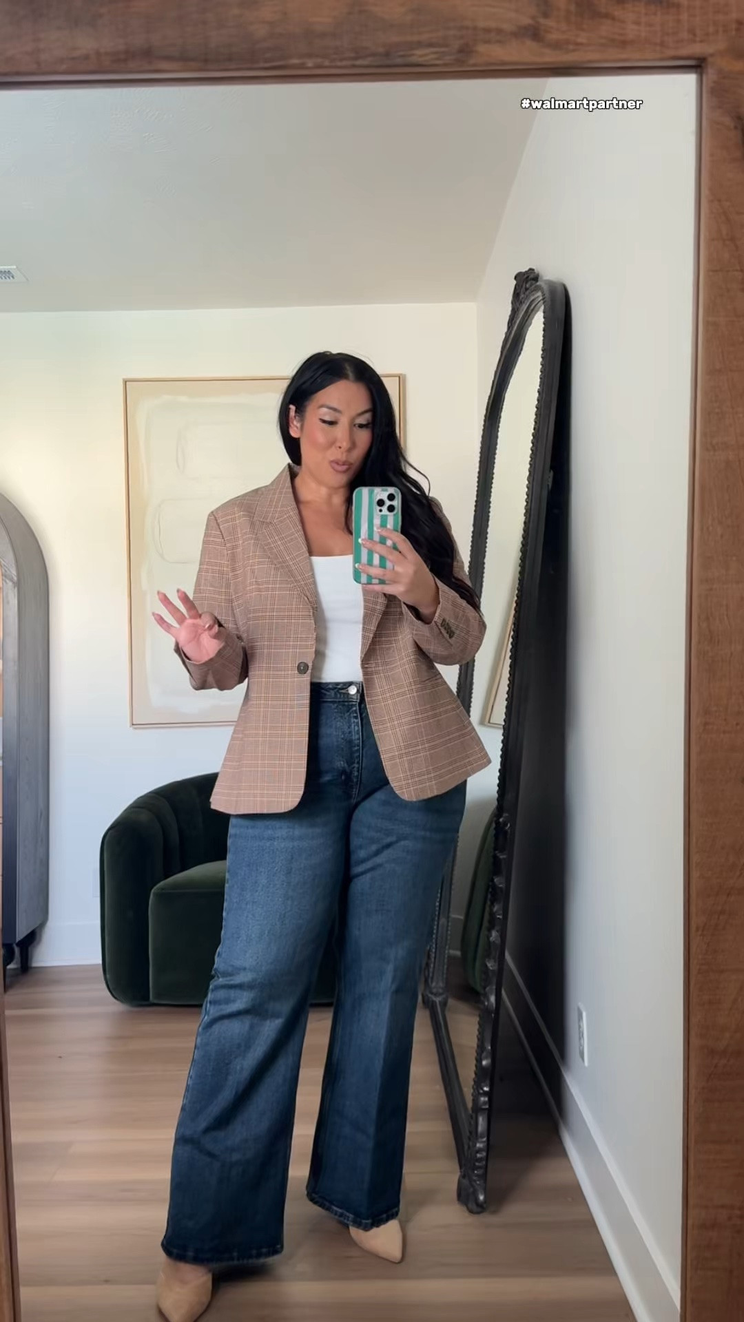 Midsize Walmart try on size 16 or xl in bottoms, size xl tops 

@Walmart #WalmartPartner #WalmartStyle @WalmartStyle