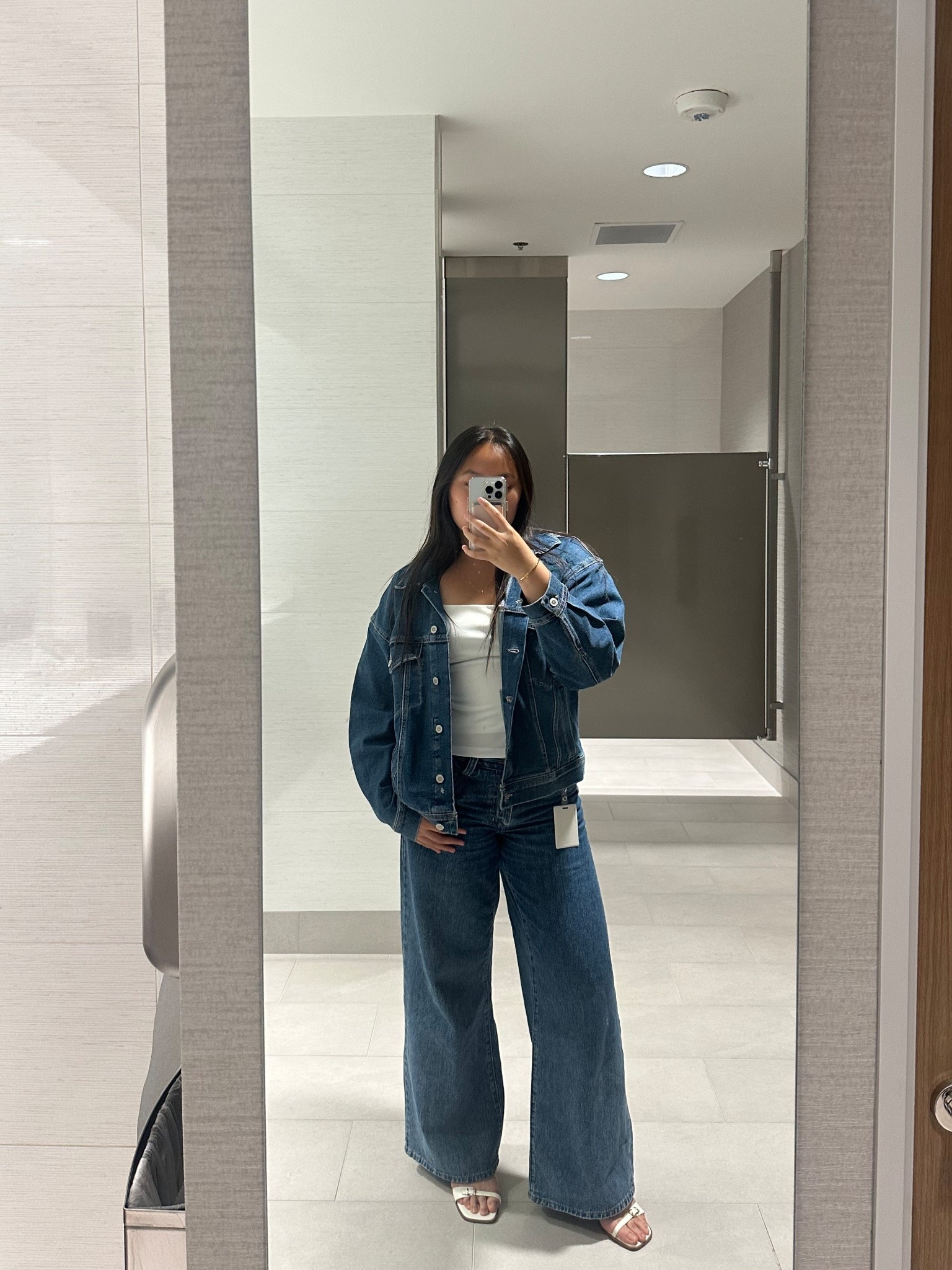 denim on denim

#casualfriday #canadiantuxedo #work