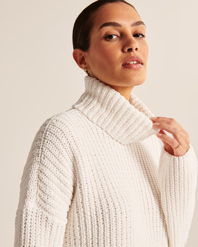 Women's Oversized Chenille Turtleneck | Women's | Abercrombie.com | Abercrombie & Fitch (US)