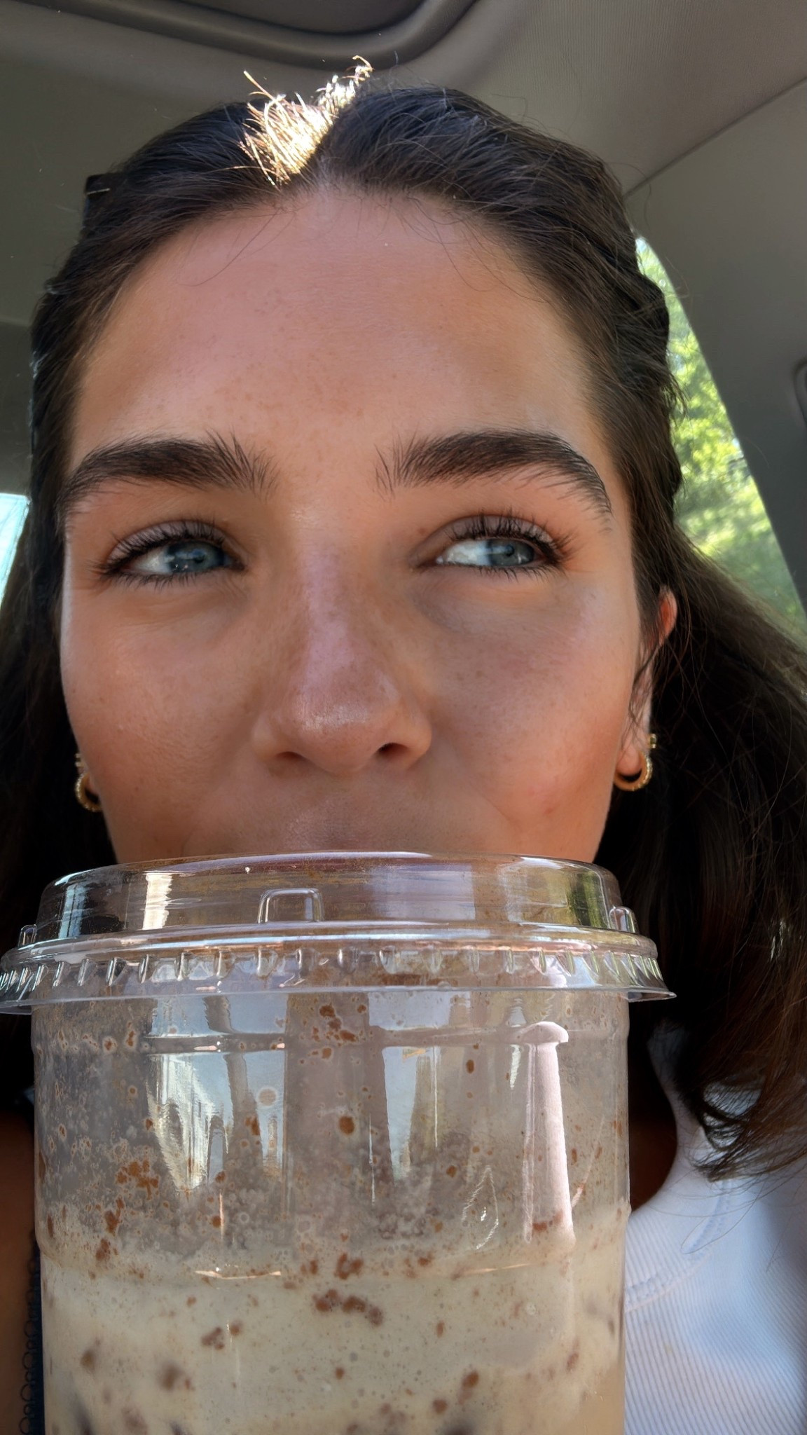 Loving my gold hoops #eyefulartistry 

#LTKBeauty #LTKStyleTip