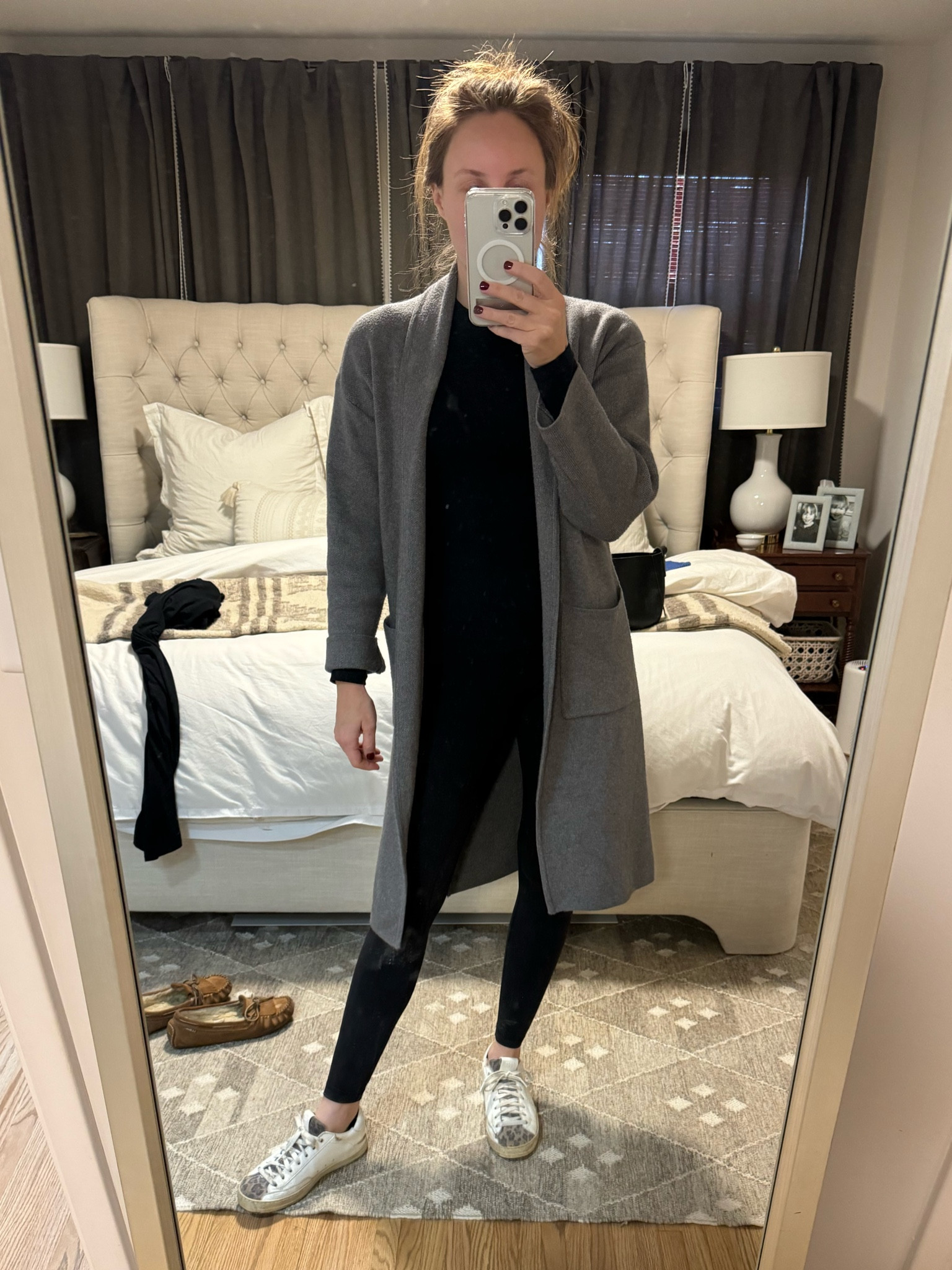 Winter uniform // winter capsule wardrobe // winter outfit idea // Amazon grey sweater 

#LTKSeasonal