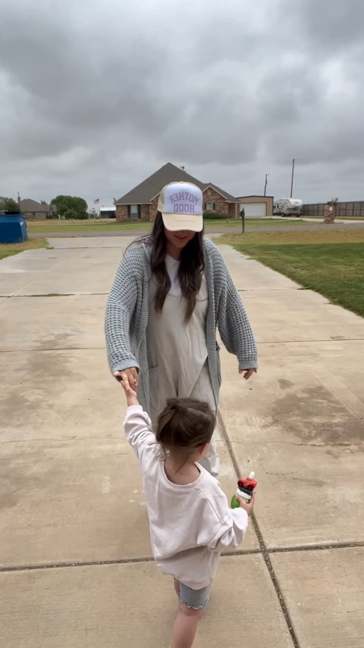 family fit check 

family on the go outfits | fall | toddler | midsize | mama | errands | around the house | cozy | comfy | easy | onsie | trucker hats | Birkenstock | sweater weather 

#LTKbaby #LTKmidsize #LTKkids