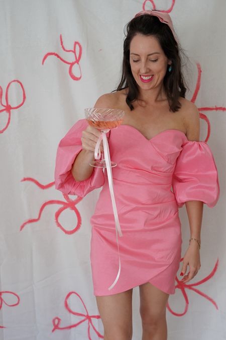 Little Pink Dress 🎀 you cannot beat it! See my selection of fun #partydresses from @showpo

#pinkdresses #littlepinkdress #partydress #partyseason #xmaspartydress 

#LTKaustralia #LTKHoliday #LTKparties