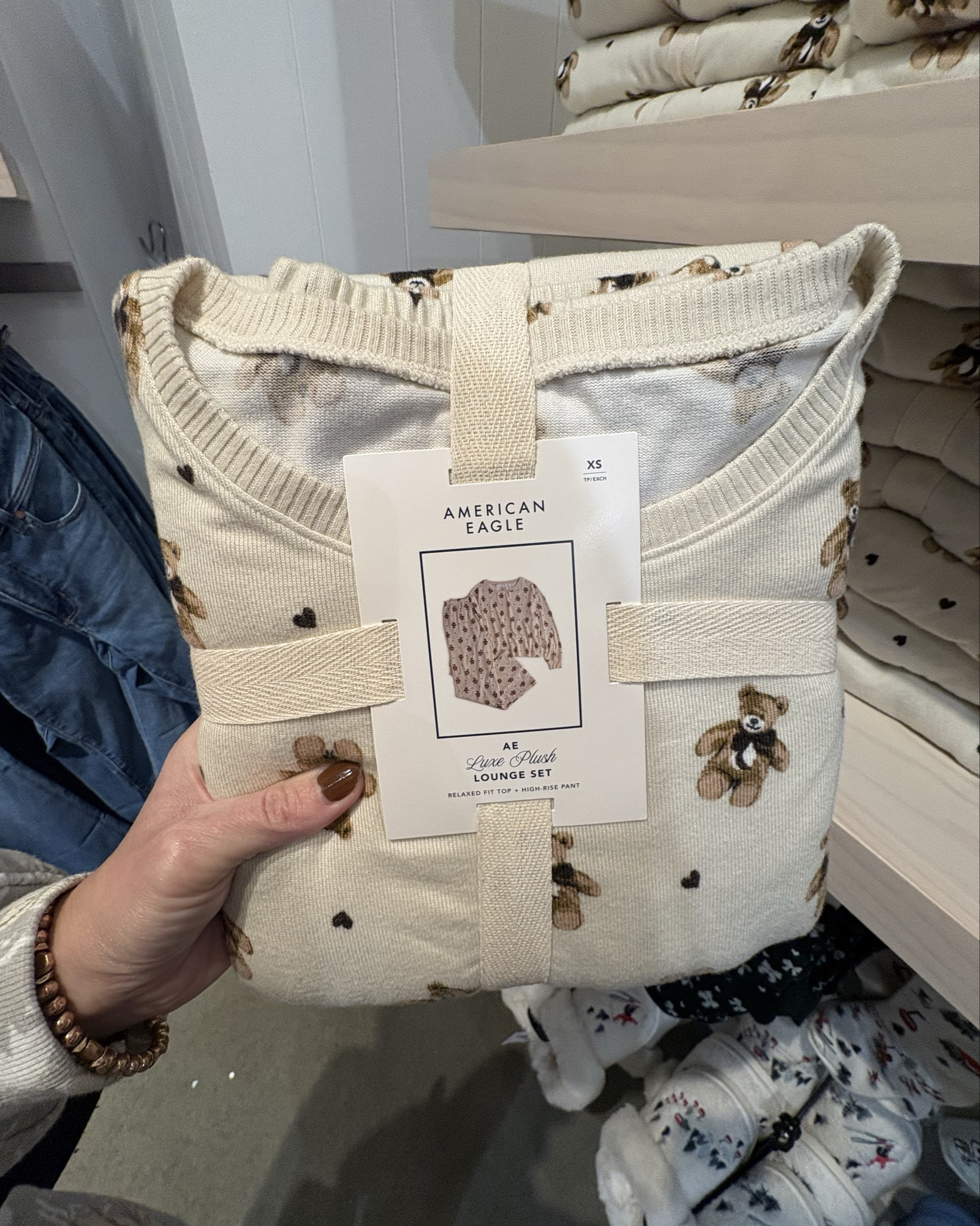 So soft and cozy! They have the nicest feel and would be such a great gift!

#LTKFindsUnder50 #LTKGiftGuide #LTKHoliday