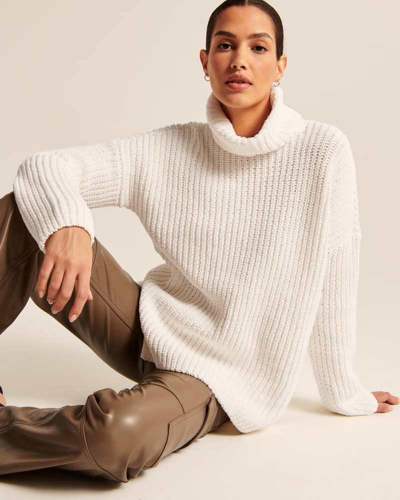 Women's Oversized Chenille Turtleneck | Women's | Abercrombie.com | Abercrombie & Fitch (US)