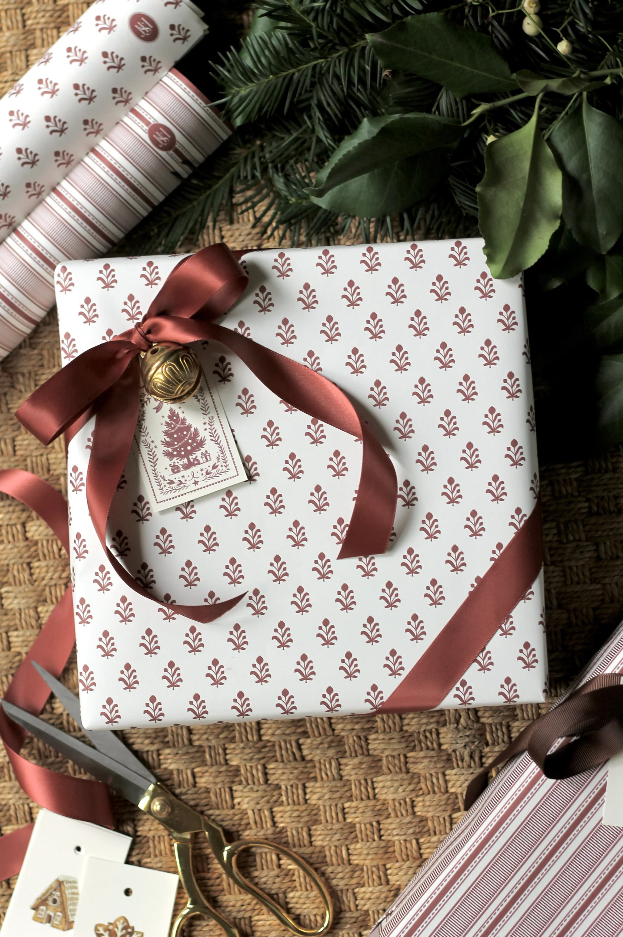 Alison Wrapping Paper in Red | JSH Home Essentials