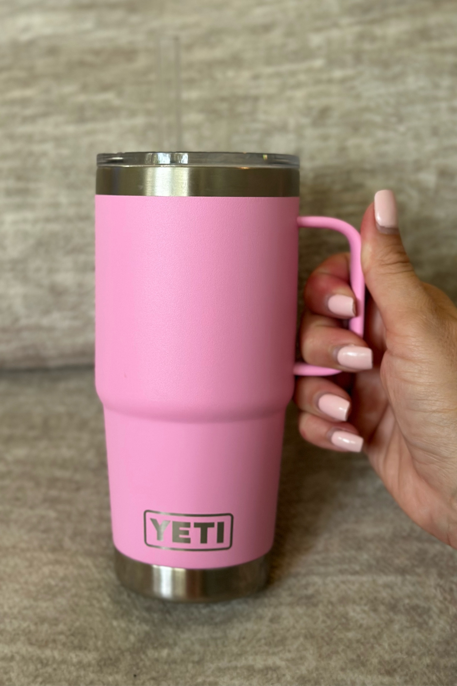 Yeti Rambler 25 oz Straw Mug Power Pink