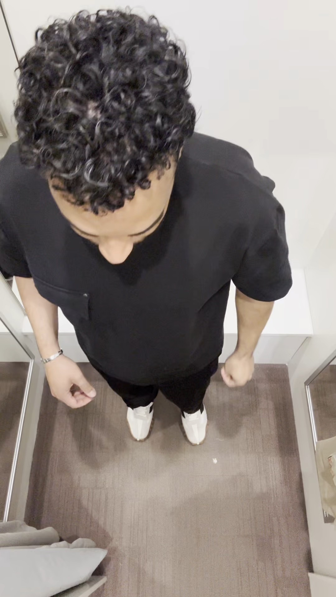 You waited, and here it is:
The shirt I had my eye on in part 1.
And yes, it's giving cool, crisp and ready-for-tapas.
M&S really got the memo on summer staples this year.

#idwearthat #menswear #barcelona #menssummerfashion #mensfashion #tryonhaul #marksandspencers #ootdmens #styleinspo #mensessentials #mymarks #ss25

#LTKsummer #LTKuk #LTKmens