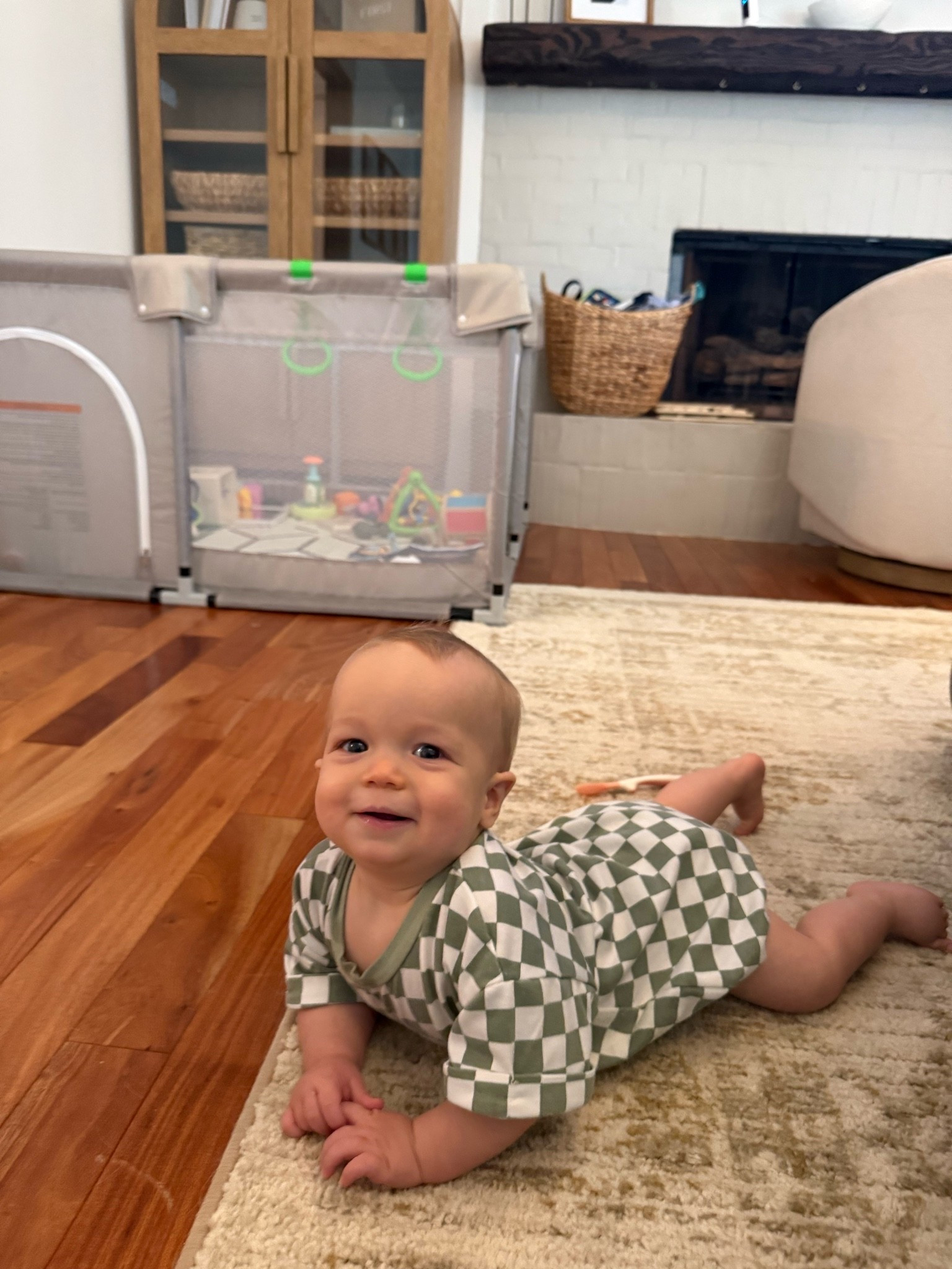 The cutest baby onesie!

#LTKBaby #LTKKids #LTKootd