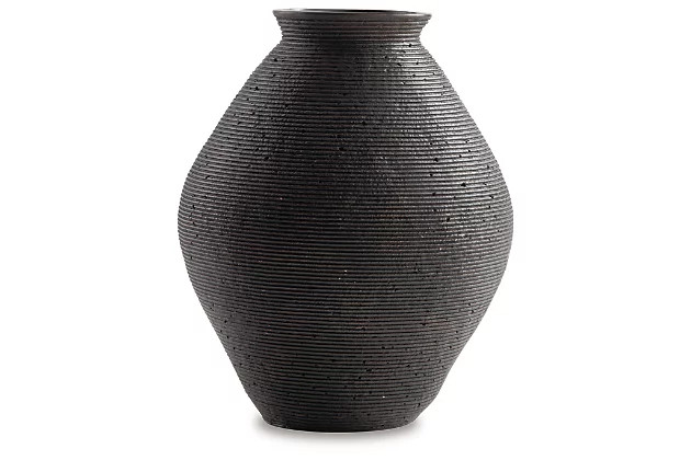 Hannela Small Vase | Ashley