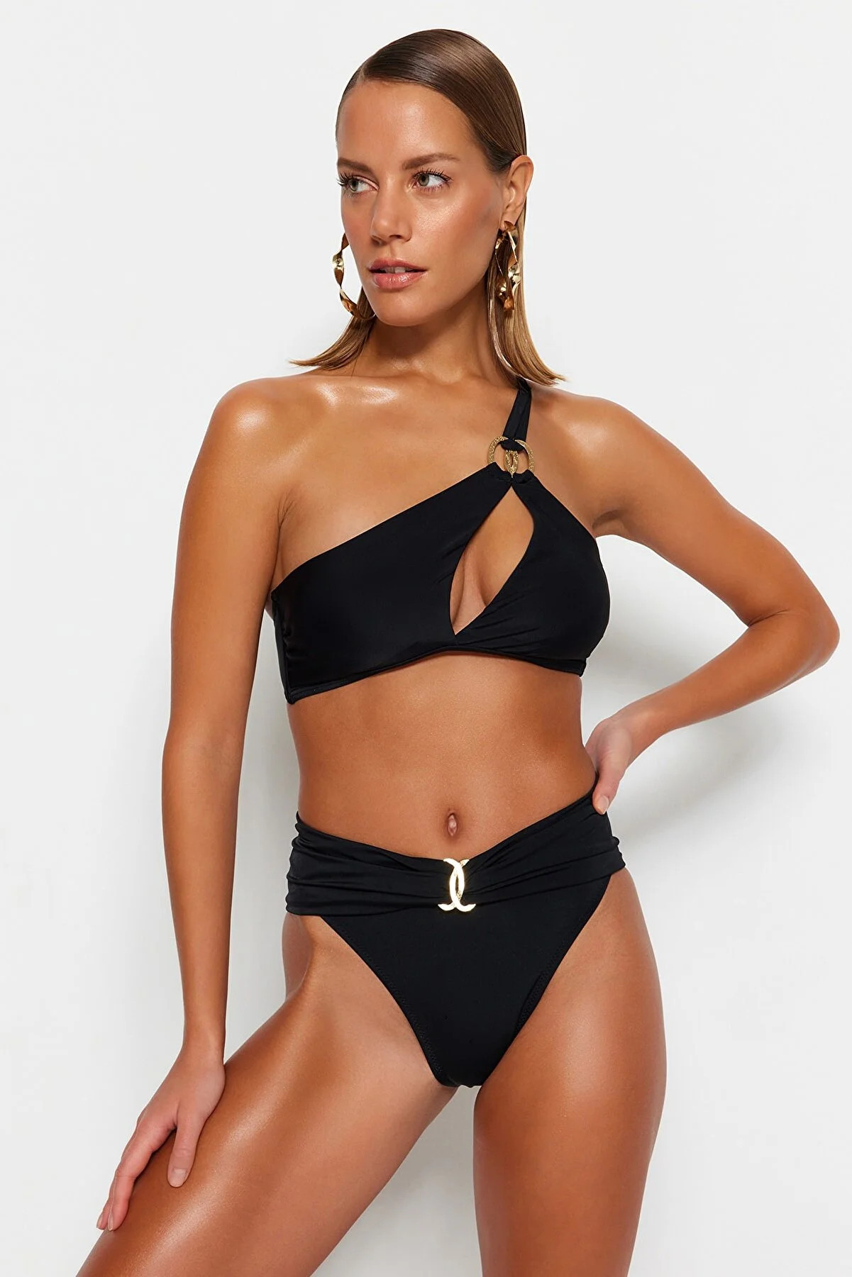 Trendyol Collection Bikinioberteil - Schwarz - Unifarben | Trendyol DE