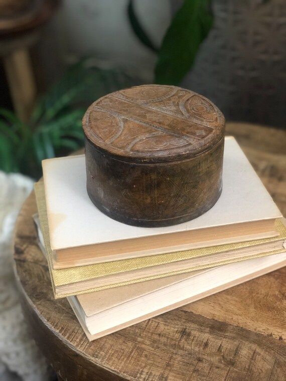 Unique Small Tooled Leather Round Box/bin - Etsy | Etsy (US)