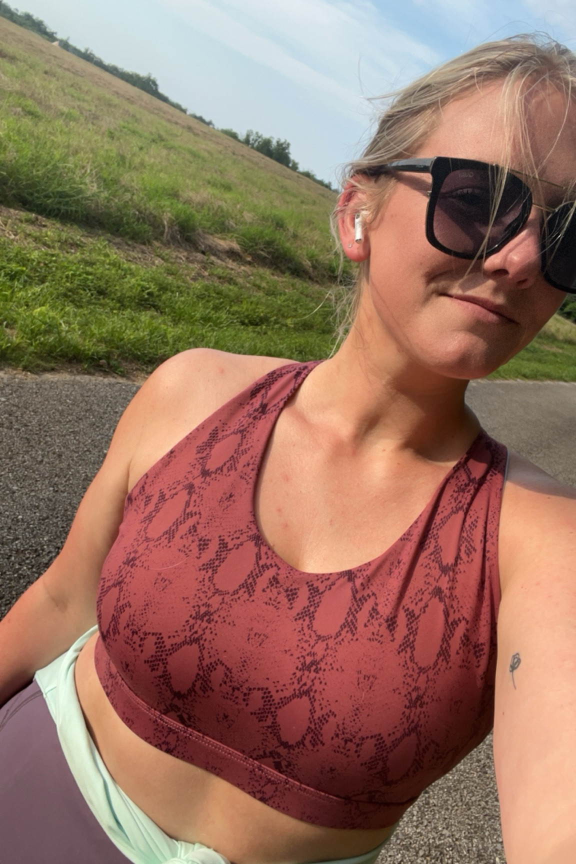 Love this sports bra top 

#LTKActive #LTKMidsize #LTKFitness