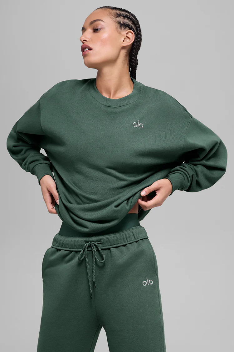 Accolade Crew Neck Pullover | Alo Yoga (US)