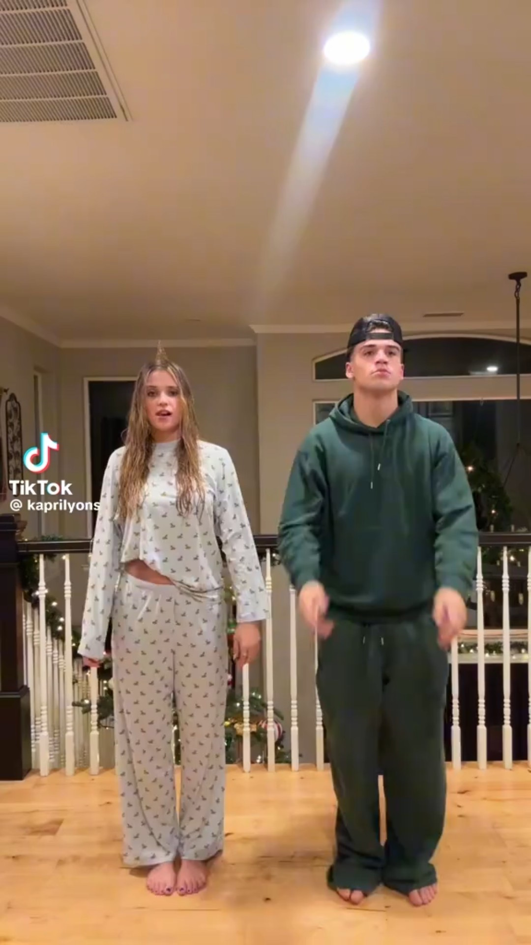 Wearing a size M in top and bottom

#LTKSeasonal #LTKValentine #LTKmorningroutine