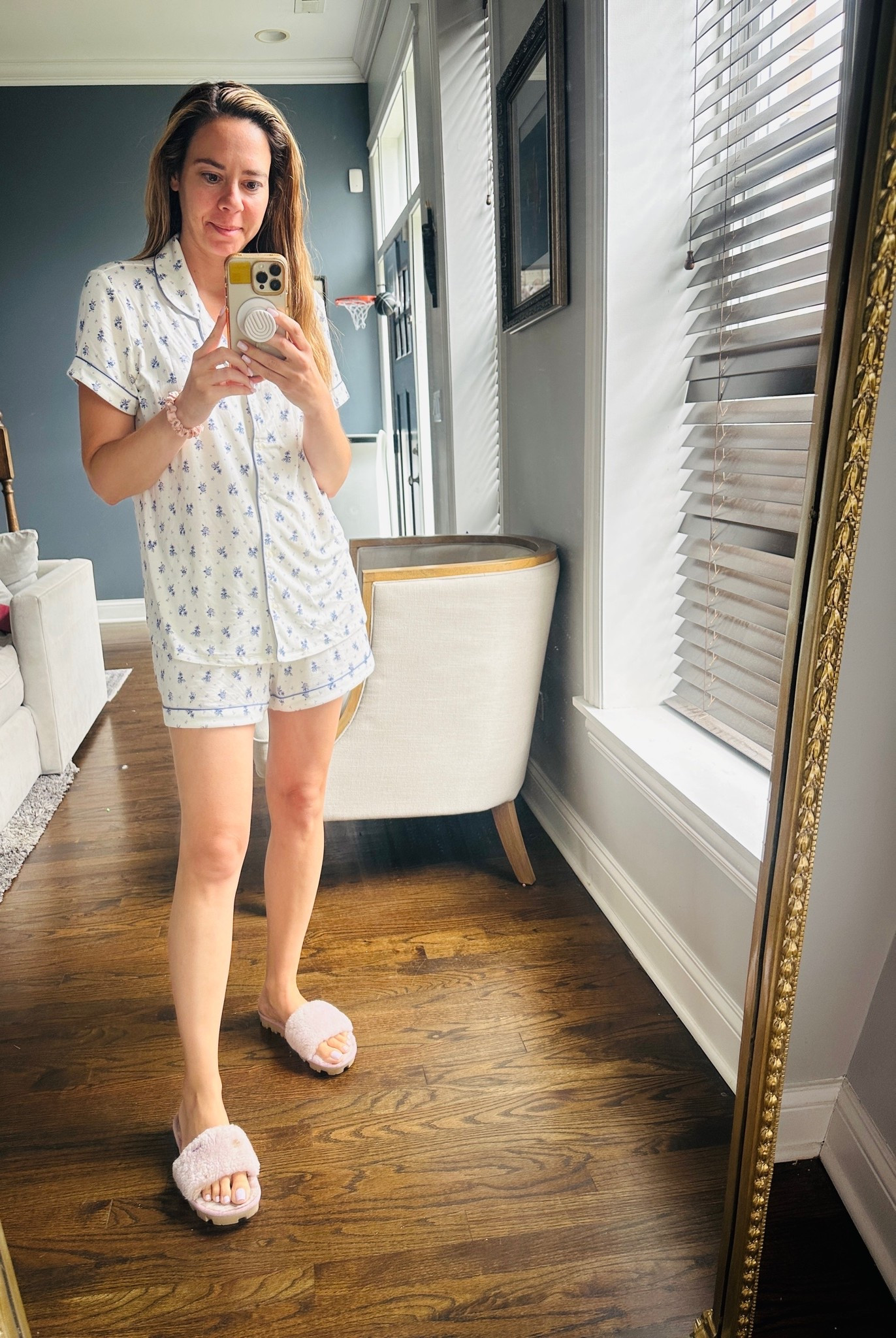 Pj set from the Nsale, floral, runs TTS, wearing size small, pajamas, ivory blue tapestry floral

#LTKmomlife #LTKmorningroutine #LTKHome