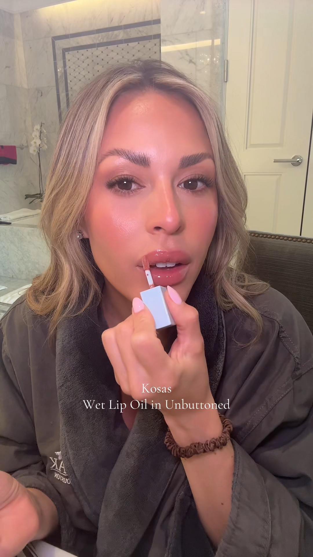 Lip Combo 👄💄 @Kosas Wet Lip Oil Gloss “Unbuttoned” @Charlotte Tilbury lip liner “pillow talk” #lipcombo #kosaswetlipoil 

#LTKxNSale #LTKFindsUnder50 #LTKBeauty