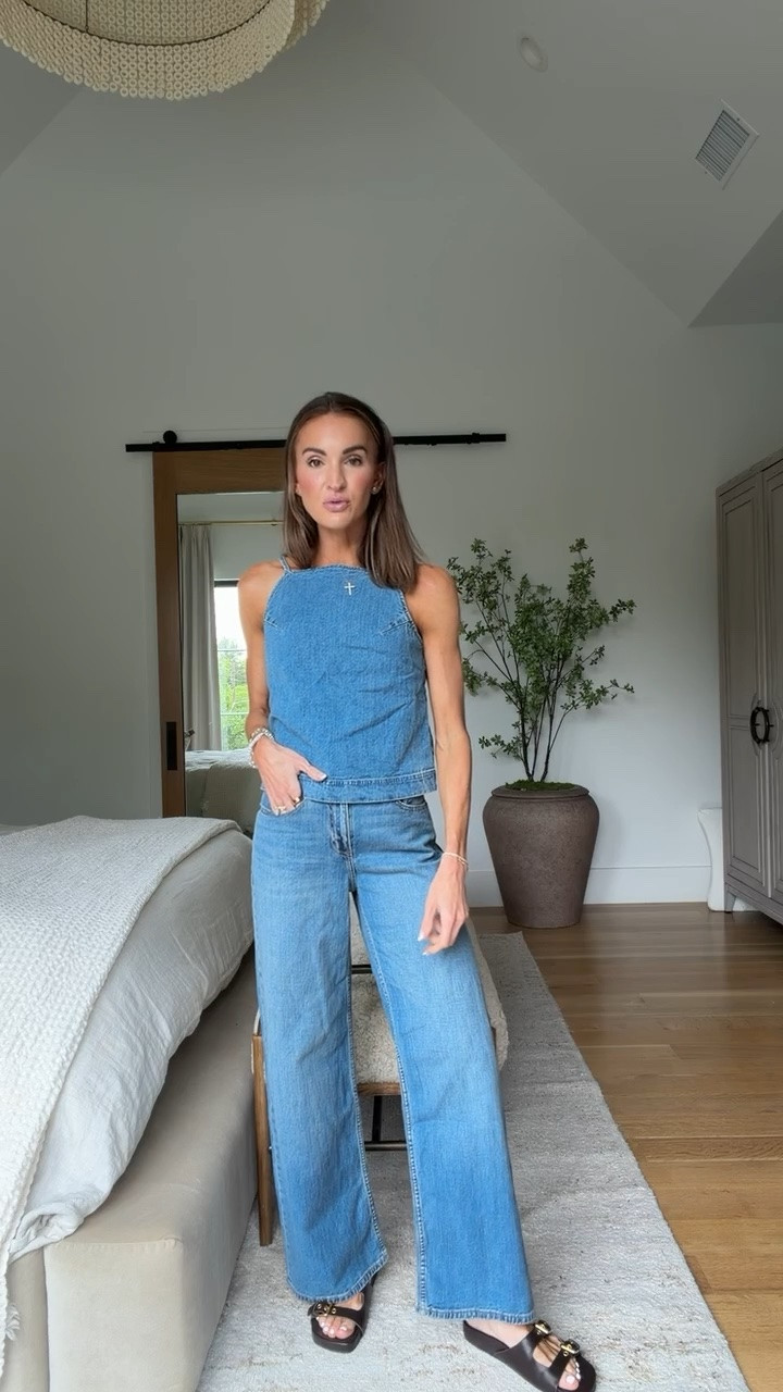 New Abercrombie top + jeans I am obsessed with! 🩵