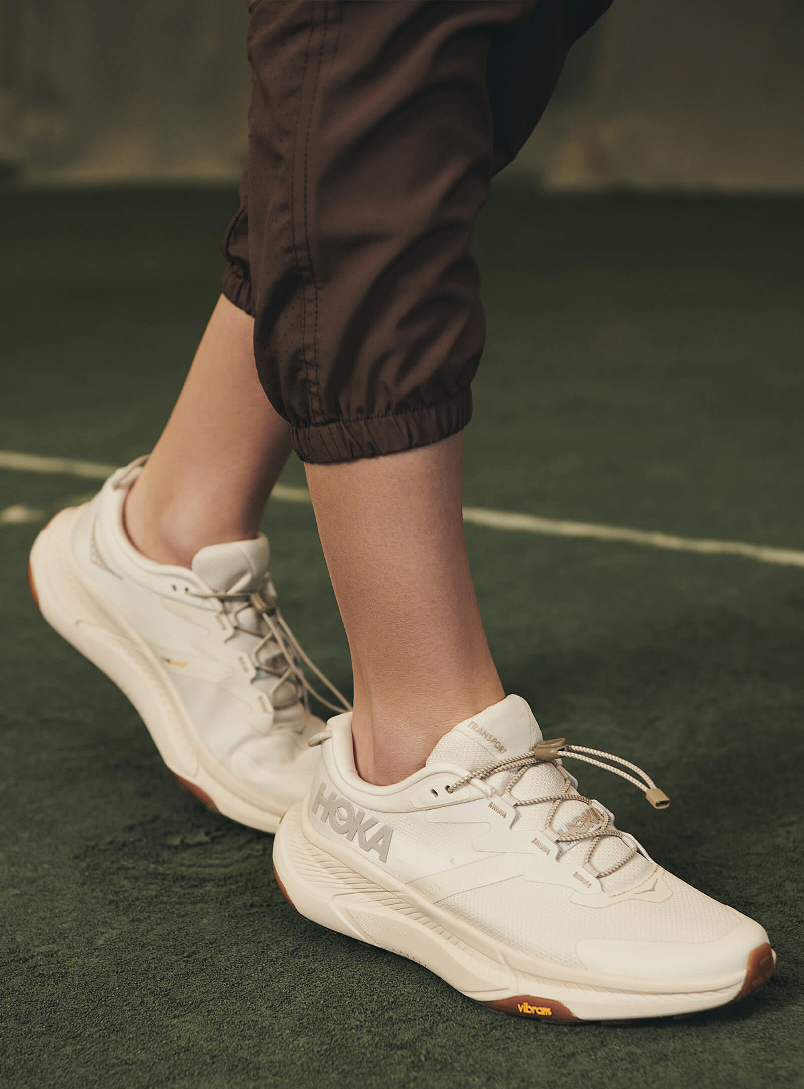 Hoka - Transport trail running shoes Women (Women, White, 6) | Simons