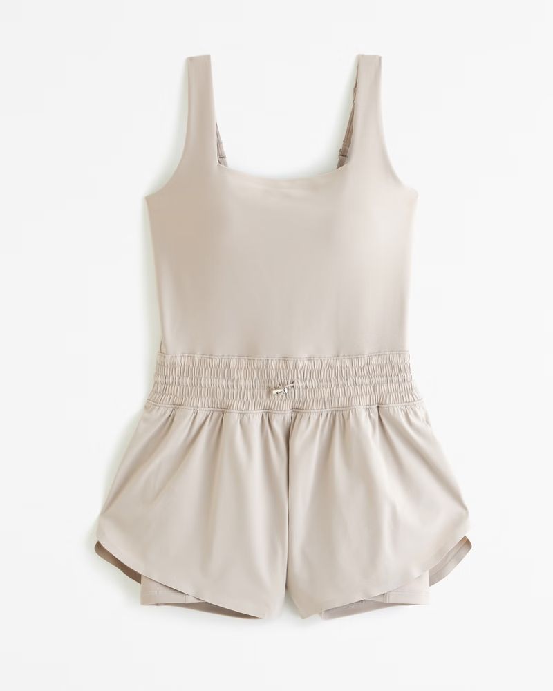 $72 | Abercrombie & Fitch (US)