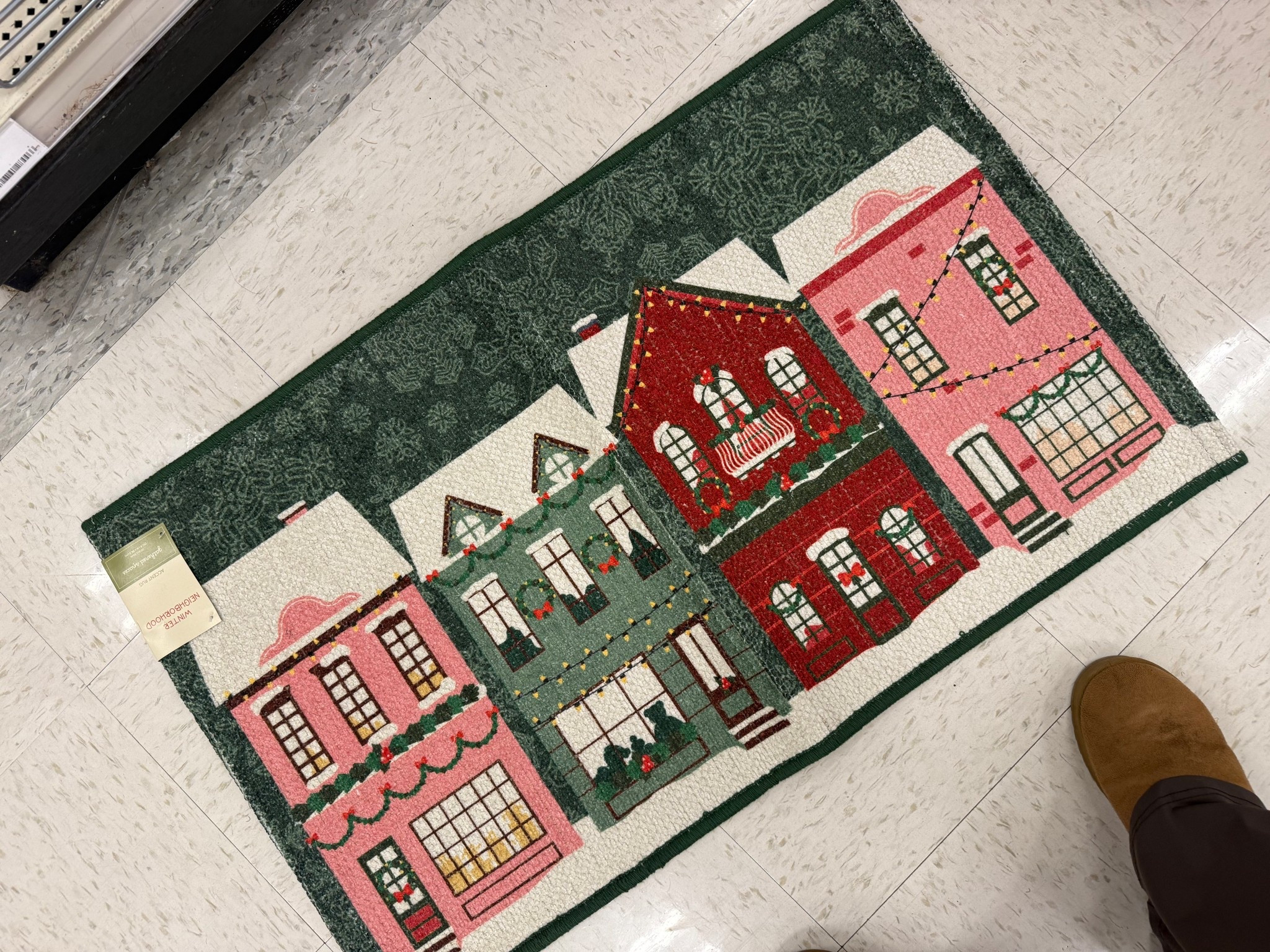 How cute is this Christmas rug from Target? 

Christmas decor, target, target Christmas, target home, home decor

#LTKFindsUnder50 #LTKHome #LTKHoliday