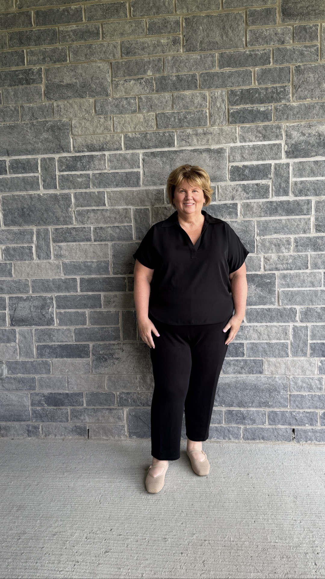 SPANX AirEssentials for an effortless, polished look 🤍
This is one of those outfits that feels incredibly comfortable but still looks pulled together — perfect for travel, everyday errands, or a day when you want to look polished without trying too hard.
I’m wearing:
🤍 SPANX AirEssentials Slim Straight Pant
🤍 SPANX AirEssentials Carry-On Collared Tee
🤍 VIVAIA Mesh Mary Jane Flats
🤍 Quince Hoop Earrings
🤍 Miss Dior — my fragrance of the day ✨
If you’re looking for comfortable pieces that can actually work together in your wardrobe, I’ve linked everything for you below. Shop my look through my links — affiliate links may earn me a small commission at no extra cost to you. 🤍
#Over50Style #FashionOver50 #SPANX #AirEssentials #StyleOver50 #TravelStyle #ComfortableStyle #Affiliate
@Spanx @Quince @onequince @VIVAIA

#LTKcanada #LTKfall #LTKplussize