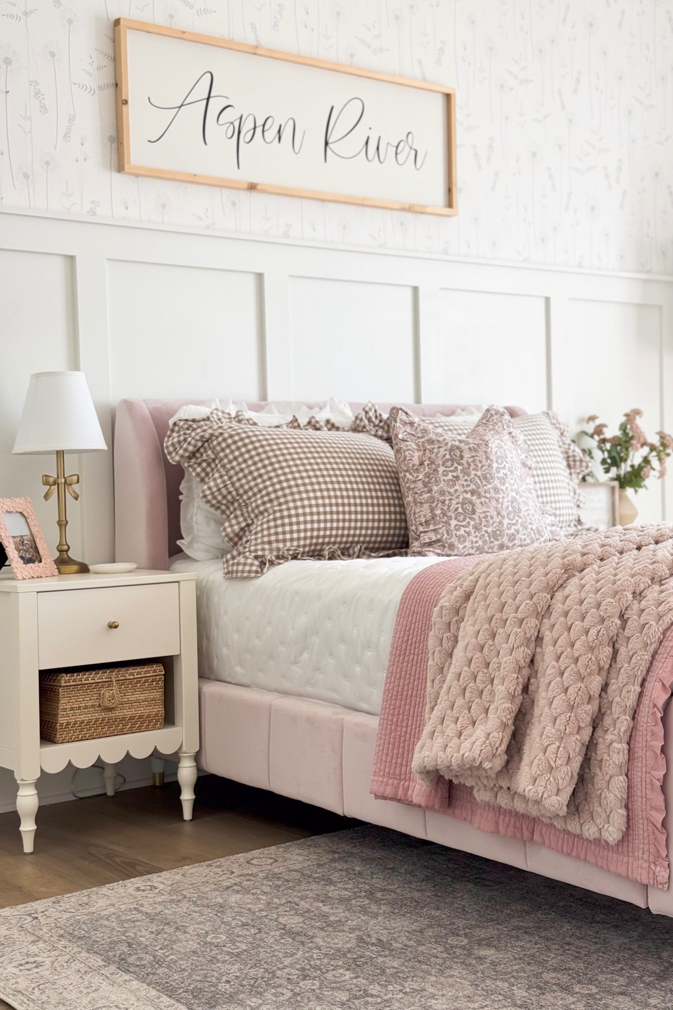 Aspen's bedroom rug is on sale! 

Home, home decor, home finds, home accents, pink bedroom, girls bedroom, bedding, bedroom inspo, nightstand, table lamp, personalized wall art, wallpaper

#LTKSeasonal #LTKHome #LTKKids