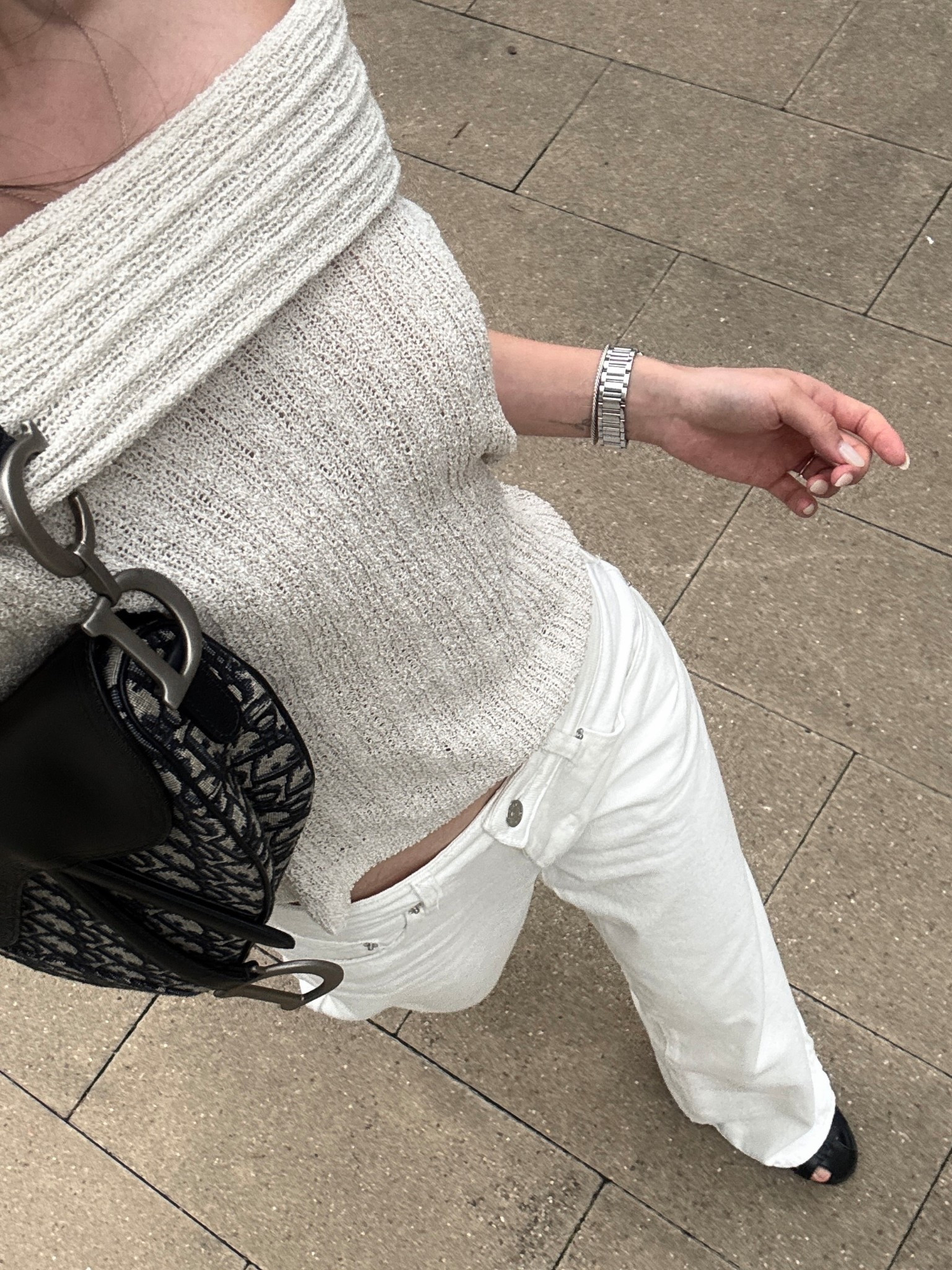 top: oak + fort

#LTKStyleTip
