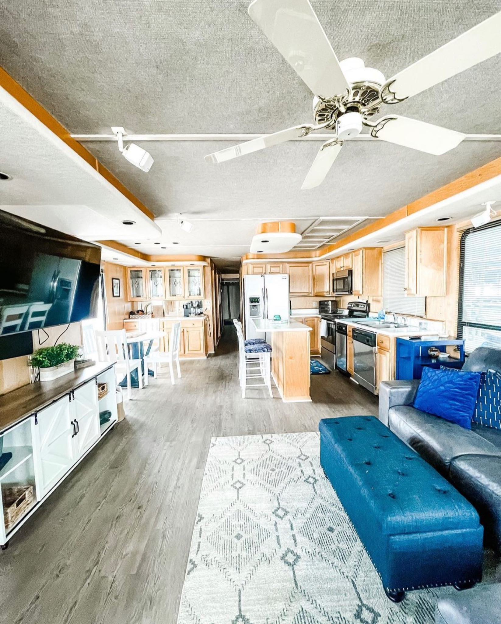 Some of our living room items on our houseboat airbnb! 

#LTKhome #LTKFind #LTKsalealert