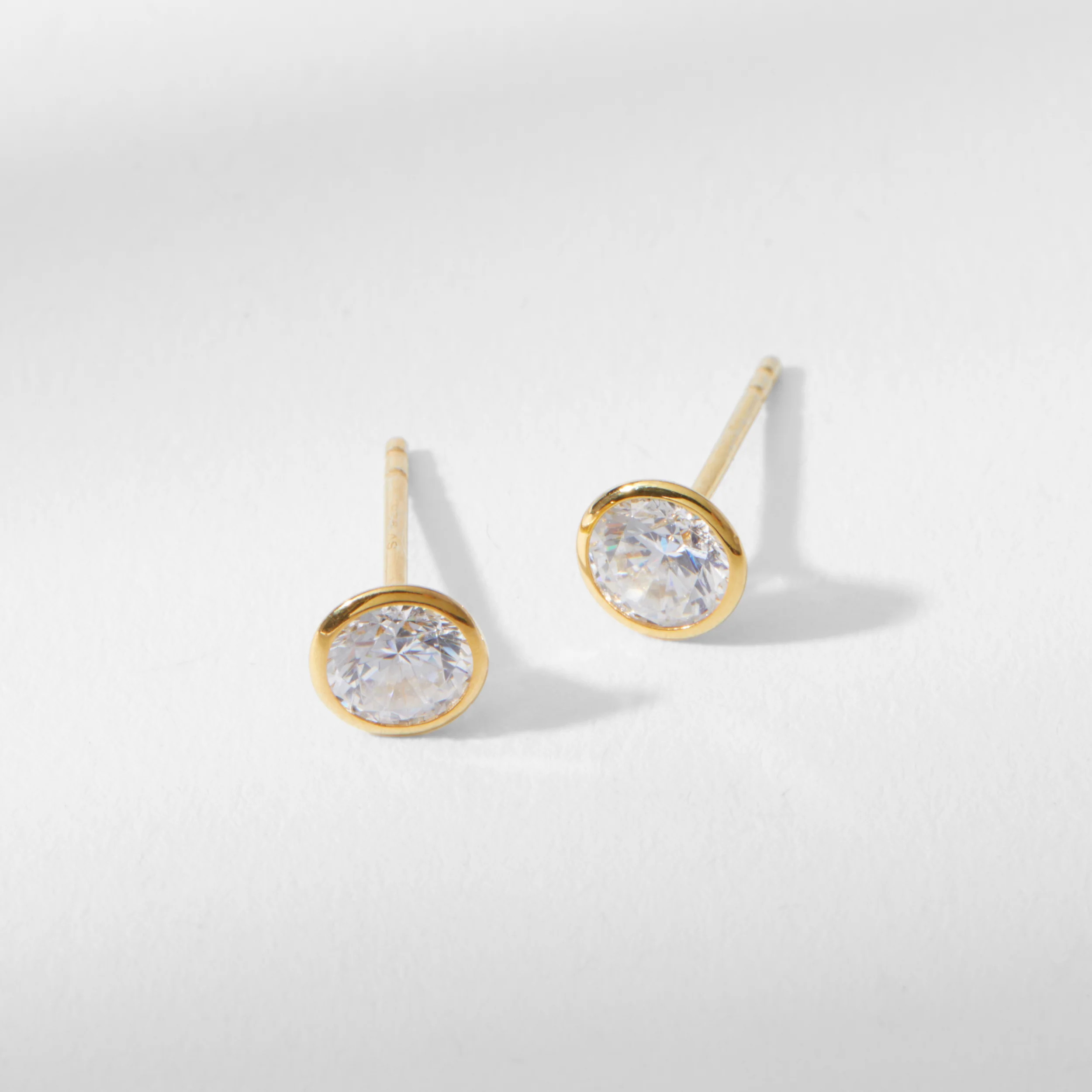 The Bezel Earrings | MM LaFleur