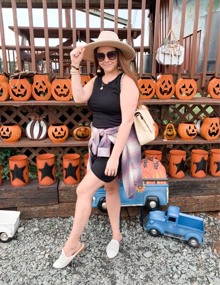 Here’s a cute fall outfit idea for the pumpkin patch if it’s warm! Black bodycon dress with a flannel around the waist and a hat!

Amazon dress, amazon fashion, fall outfit, fall outfit idea, fall outfits, fall fashion, fall 2023, black dress, purple flannel, amazon flannel, fall transition outfit

#LTKxBacktoSchool #LTKU #LTKSeasonal #LTKunder50 #LTKmidsize #LTKunder100 #LTKFind #LTKstyletip #LTKsalealert 